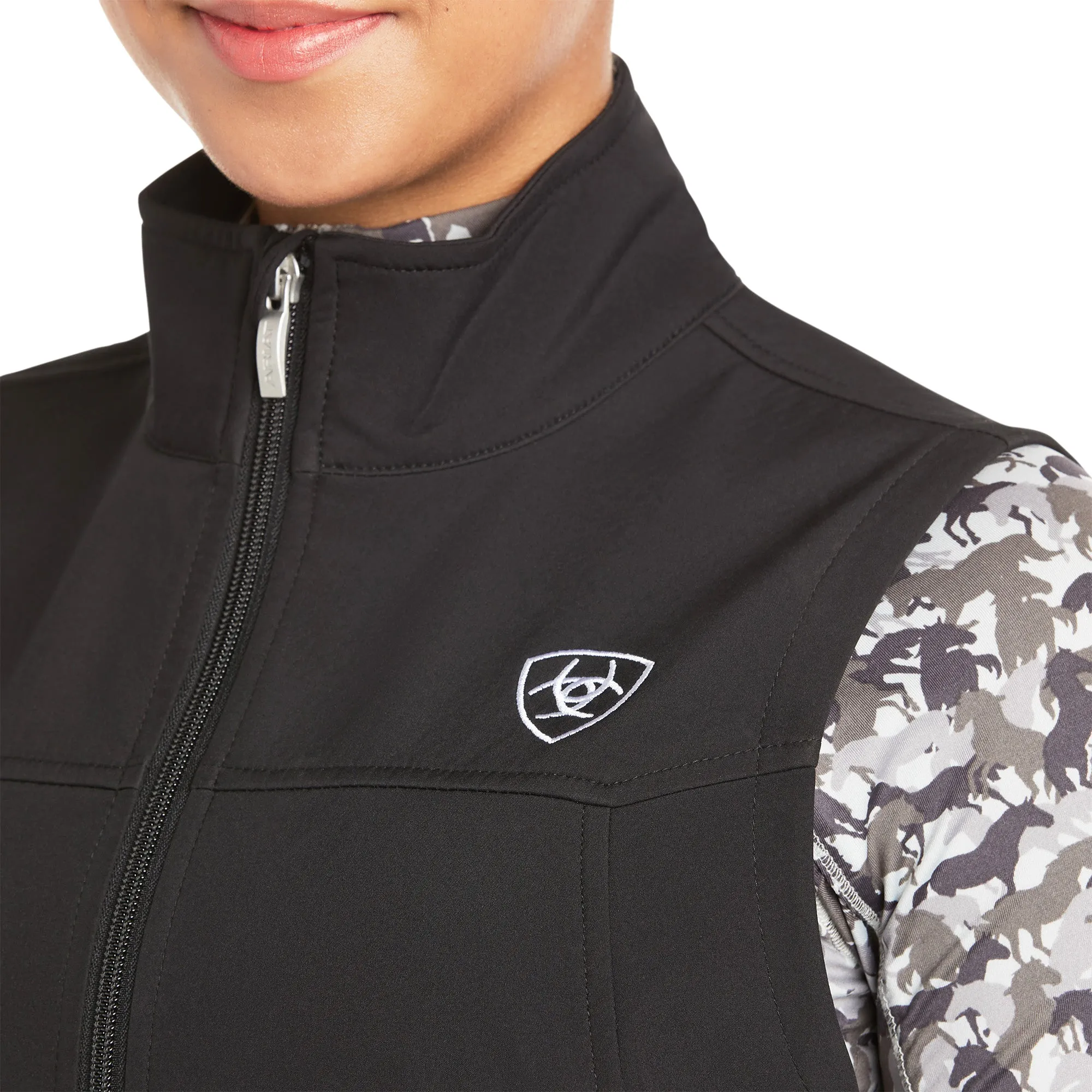 10020762 Ariat Women's Team Softshell Vest-Black