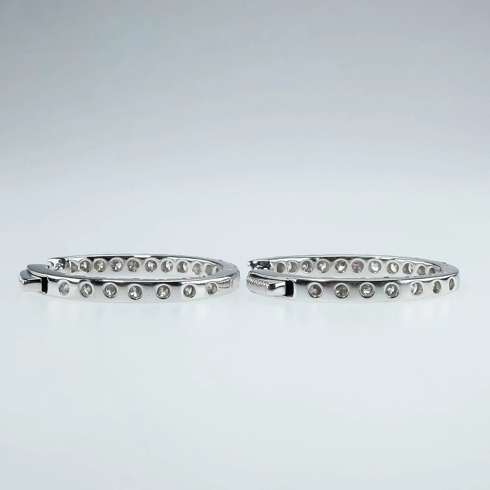 14K White Gold 2.00ctw I1/I Diamond Accented Inside-Out Oval Hoop Earrings