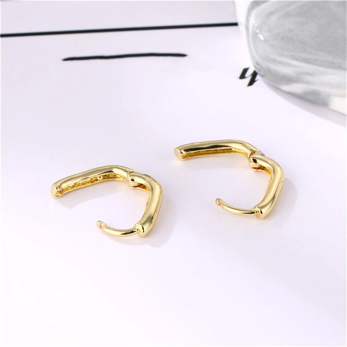 18K Gold-Plated U-Shape Huggie Earrings