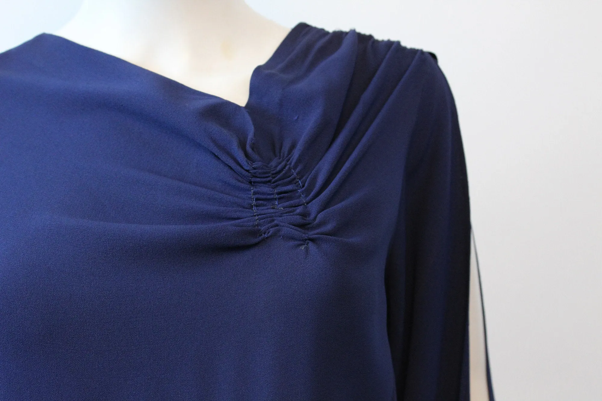 1930s SLIT open sleeves RAYON dress gown medium | new winter
