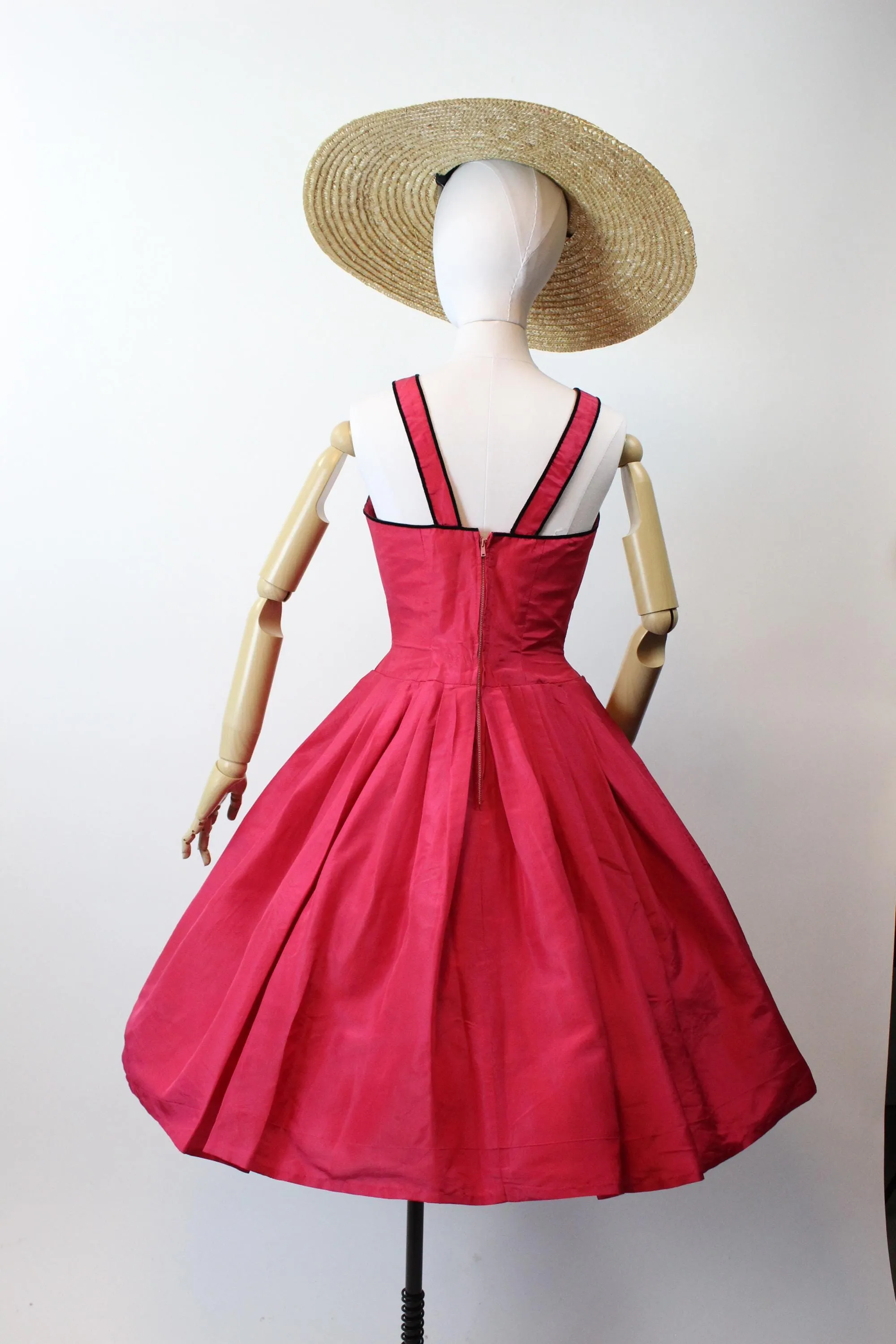1950s 1957 CAGE NECKLINE documented silk Suzy Perette dress small | new spring summer