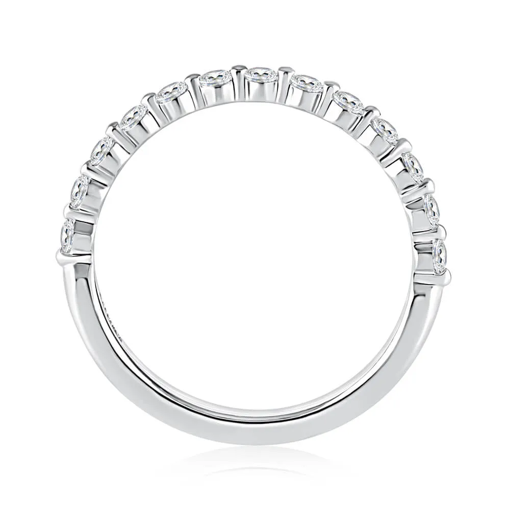 A.JAFFE Delicate Shared Single Prong Halfway Diamond Wedding Band WRRDK1243H/39