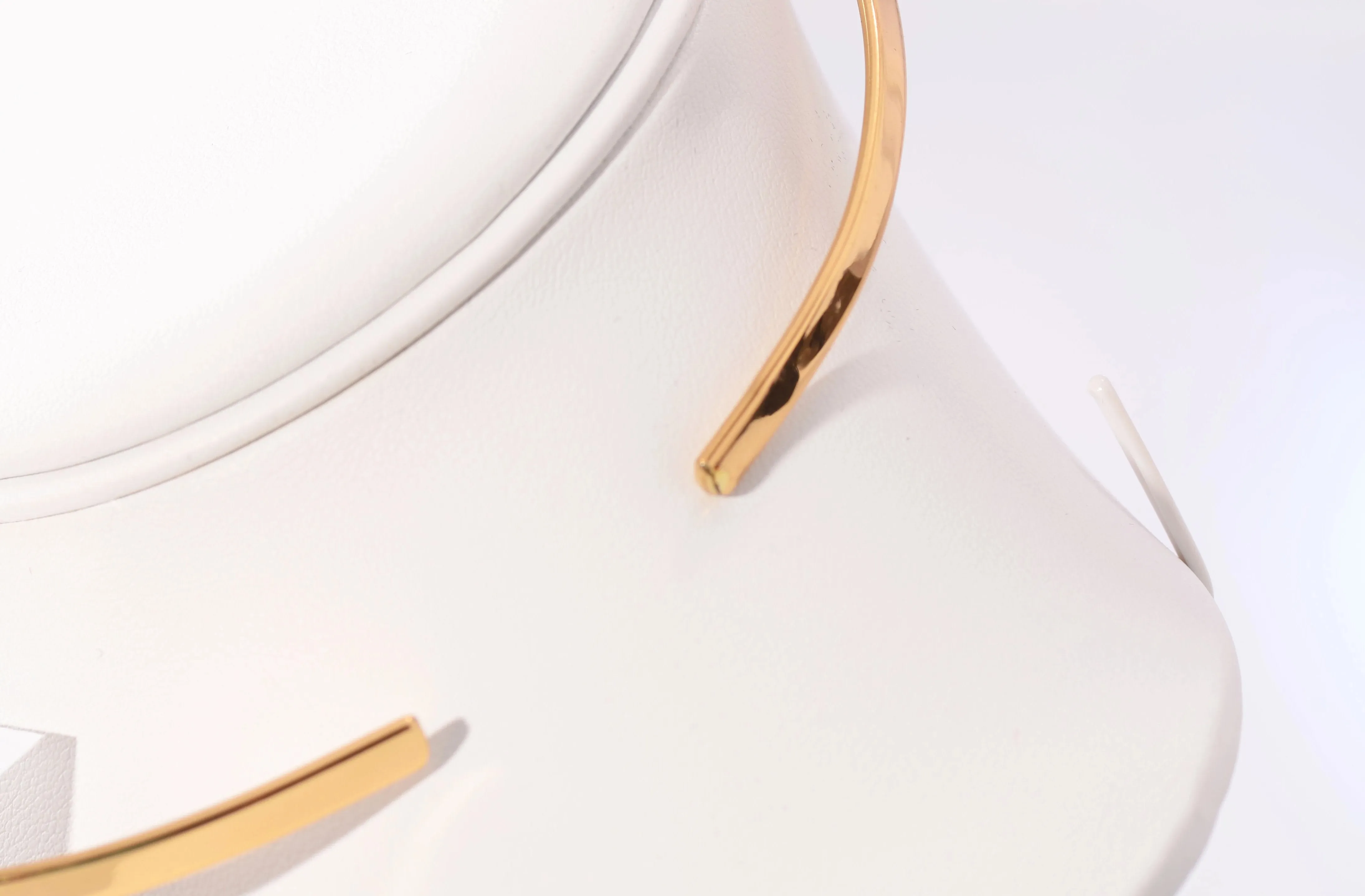 Alchemia Twist Neckwire