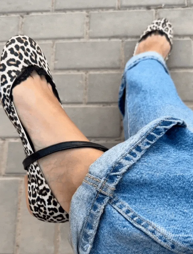 AMORIO MINI LEOPARD FLATS