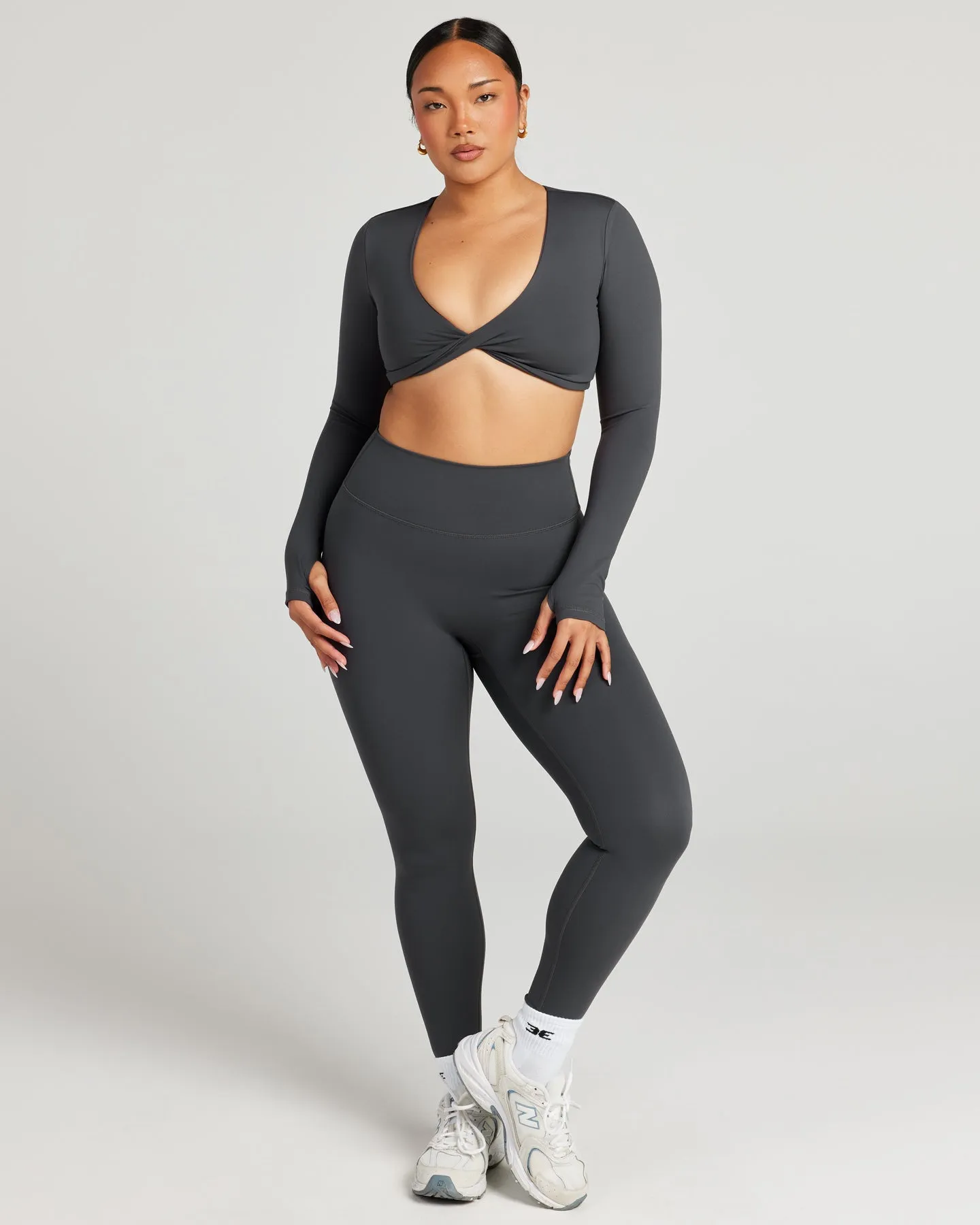 Aura Vantage Long Sleeve - Charcoal