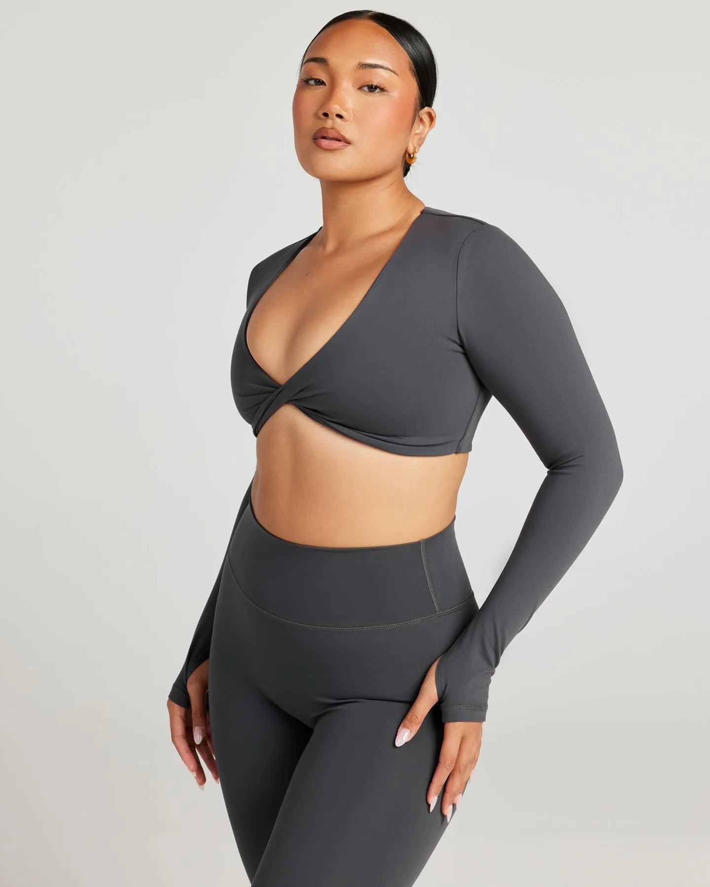 Aura Vantage Long Sleeve - Charcoal