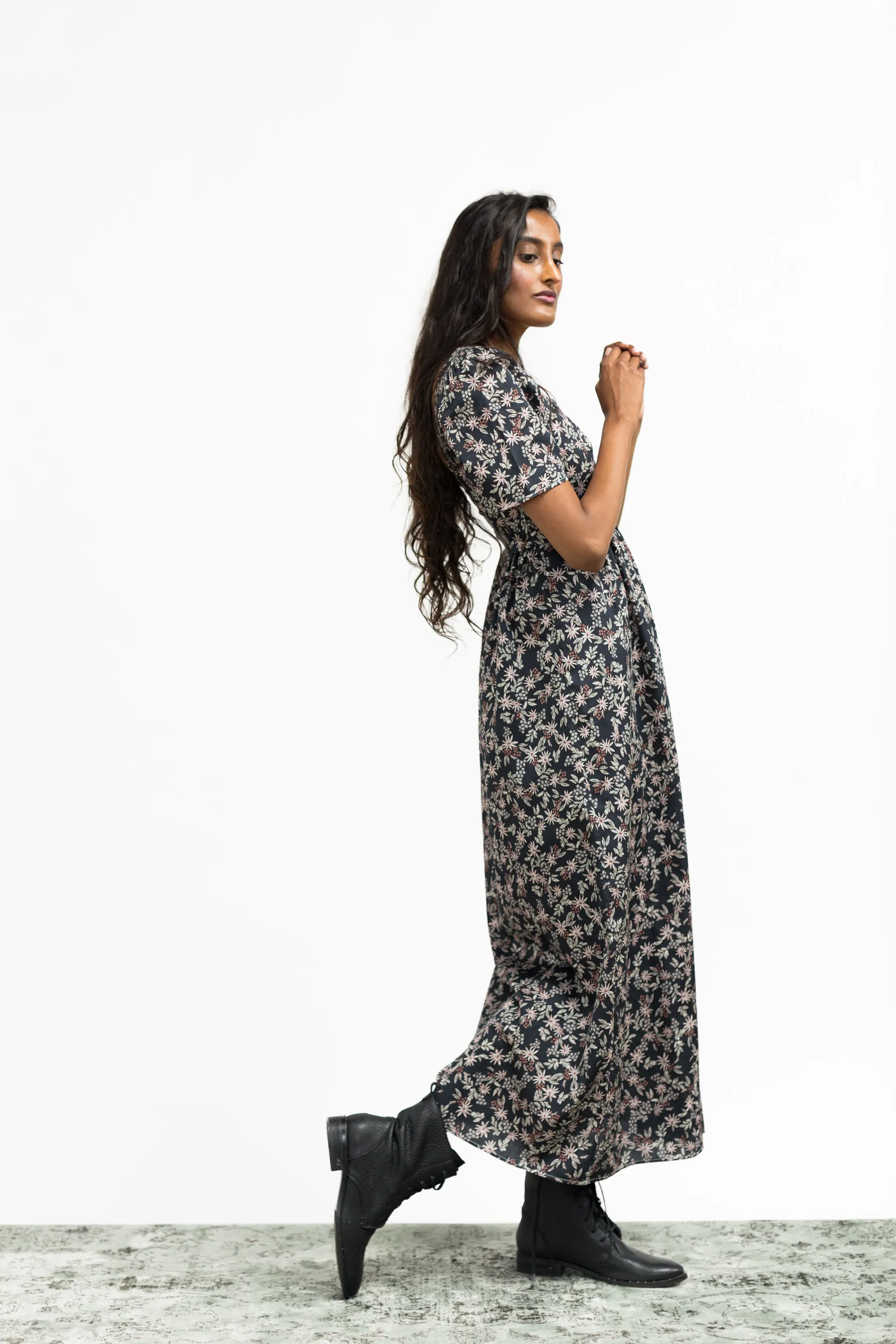 Beatrice Maxi Dress with Sweetheart Neckline / Black Floral Cotton