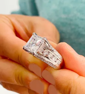 BEAUTIFUL 6.50CT Women's 14k solid heavy white gold cushion cut moissanite and natural round cut diamond engagement ring Wedding
