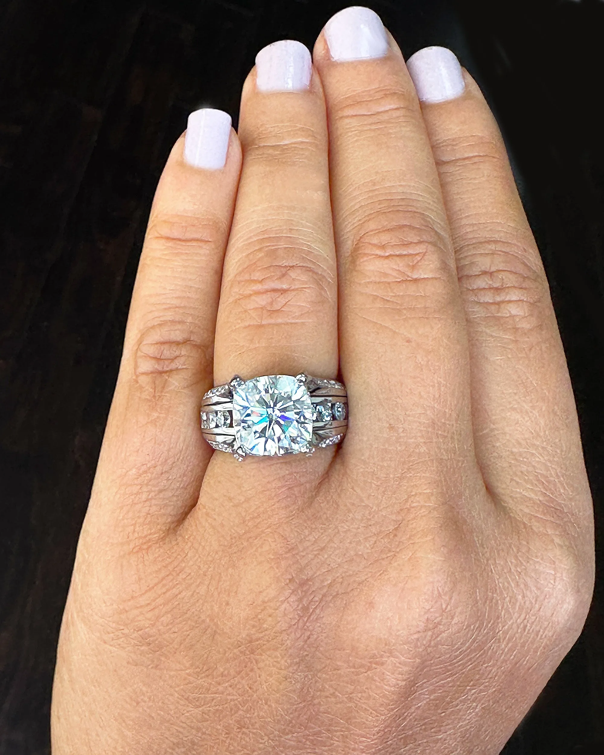 BEAUTIFUL 6.50CT Women's 14k Solid White Gold Cushion Cut Forever One Moissanite And Natural Round Cut Diamond Engagement Ring
