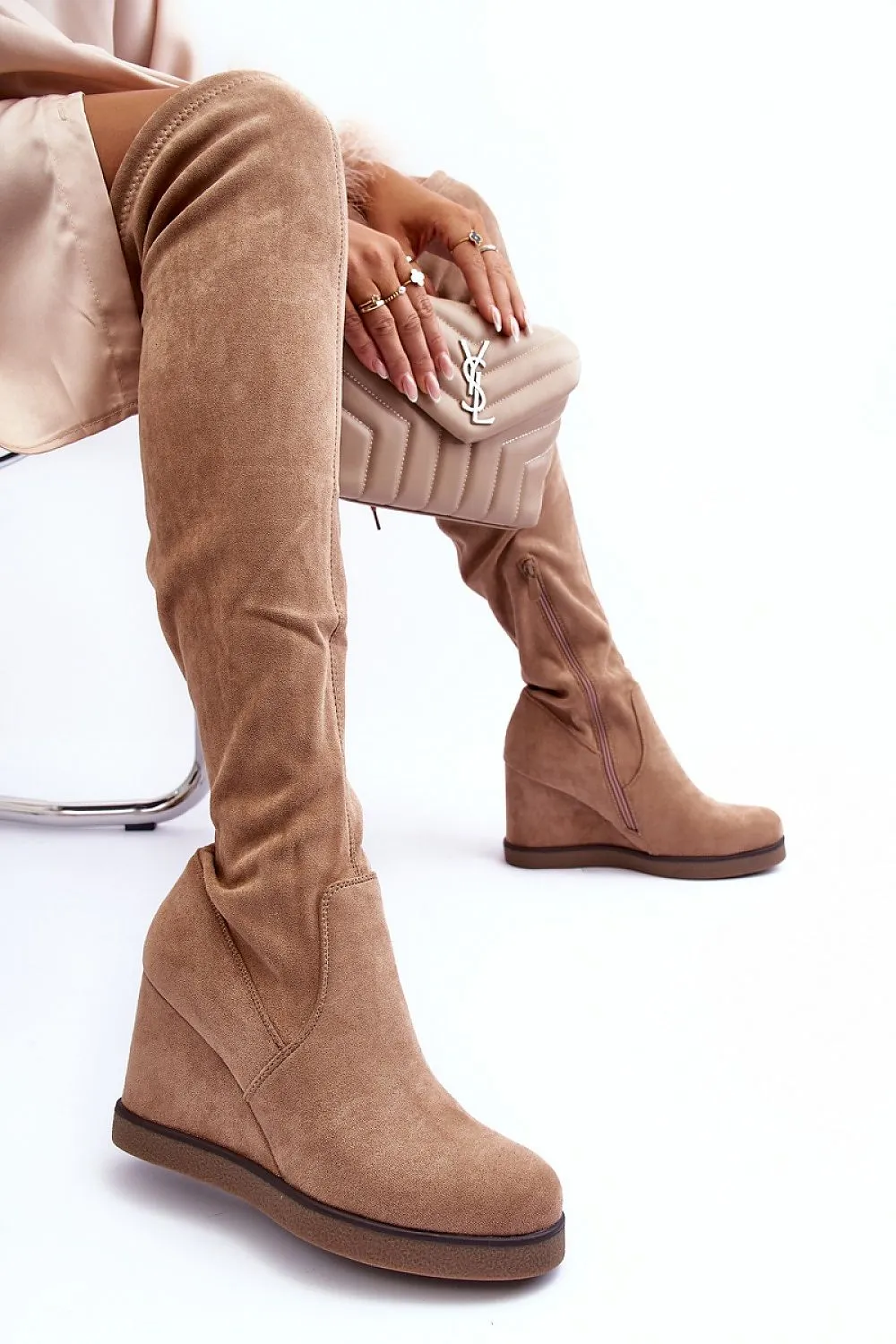 Buskin boots