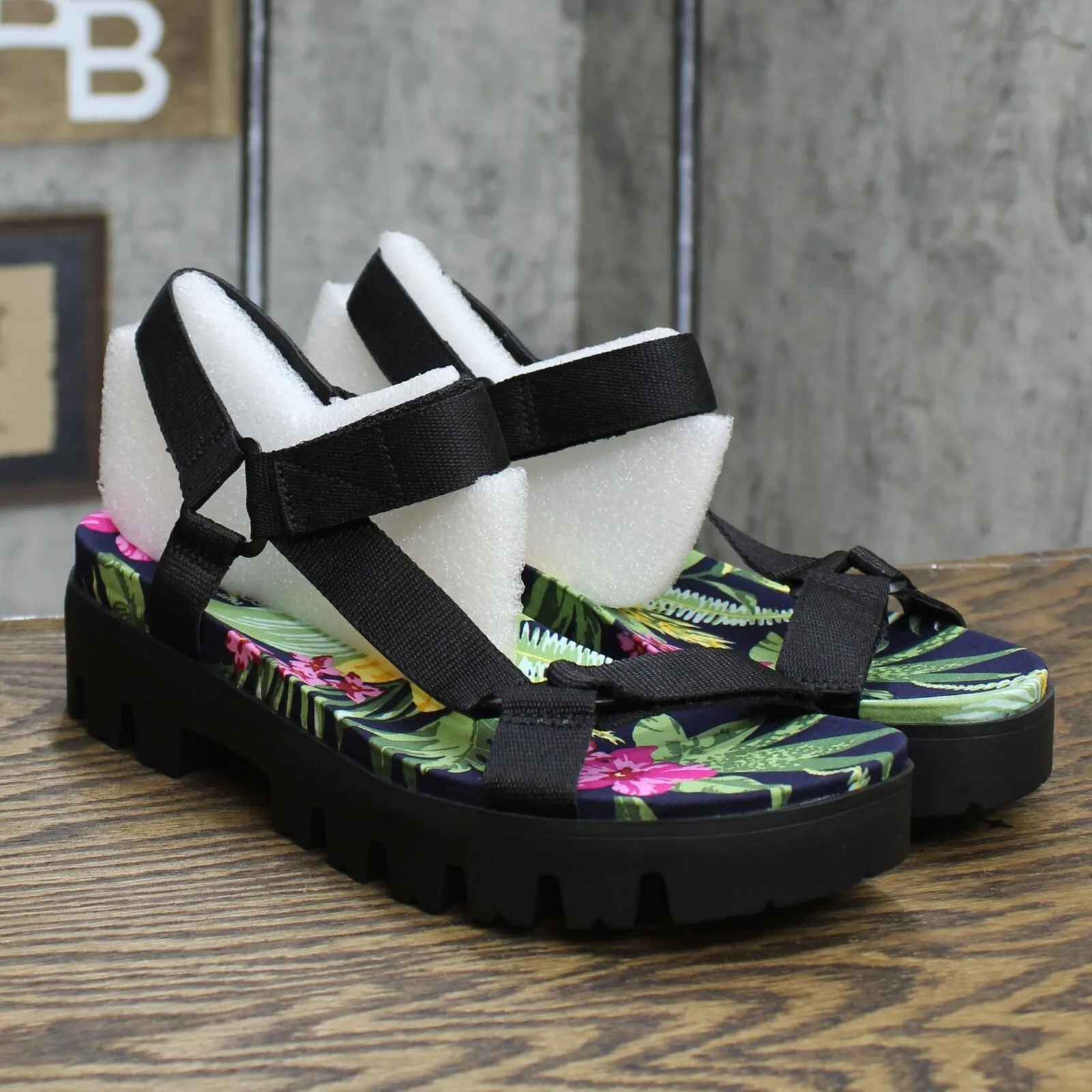 Charles by Charles David Women's Zambo Floral Sport Sandals