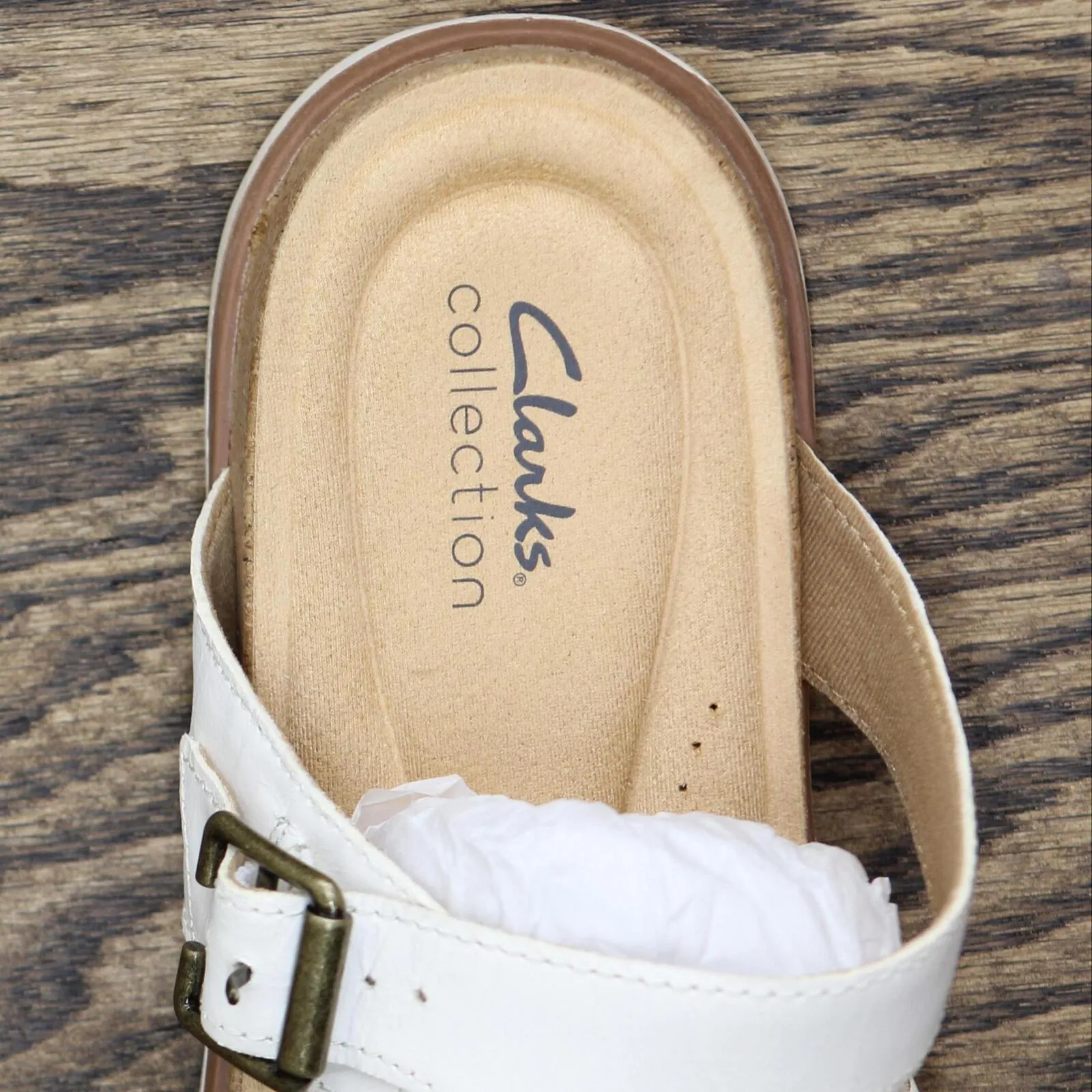 Clarks Women's Collection Brynn Hope Flat Sandals 26165168 White Leather 8.5M