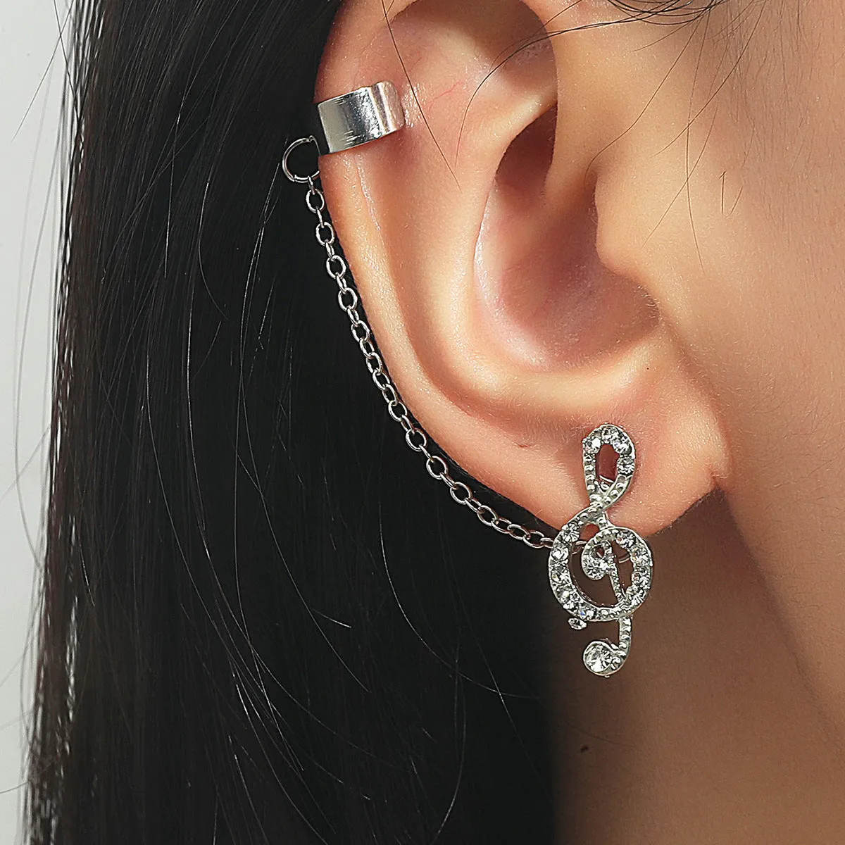 Clear Cubic Zirconia & Silver-Plated Treble Clef Chain Ear Cuff