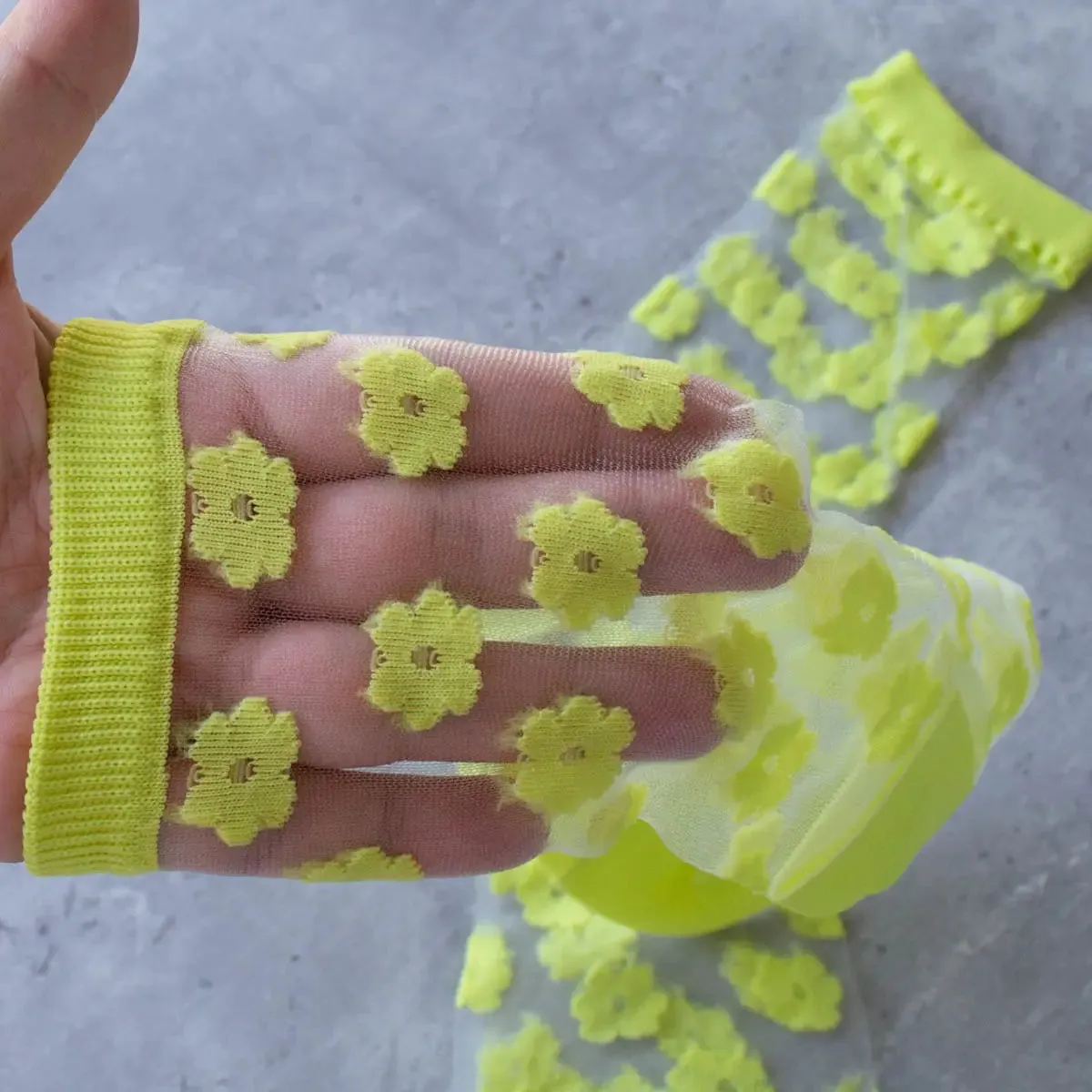 daisy mesh casual socks