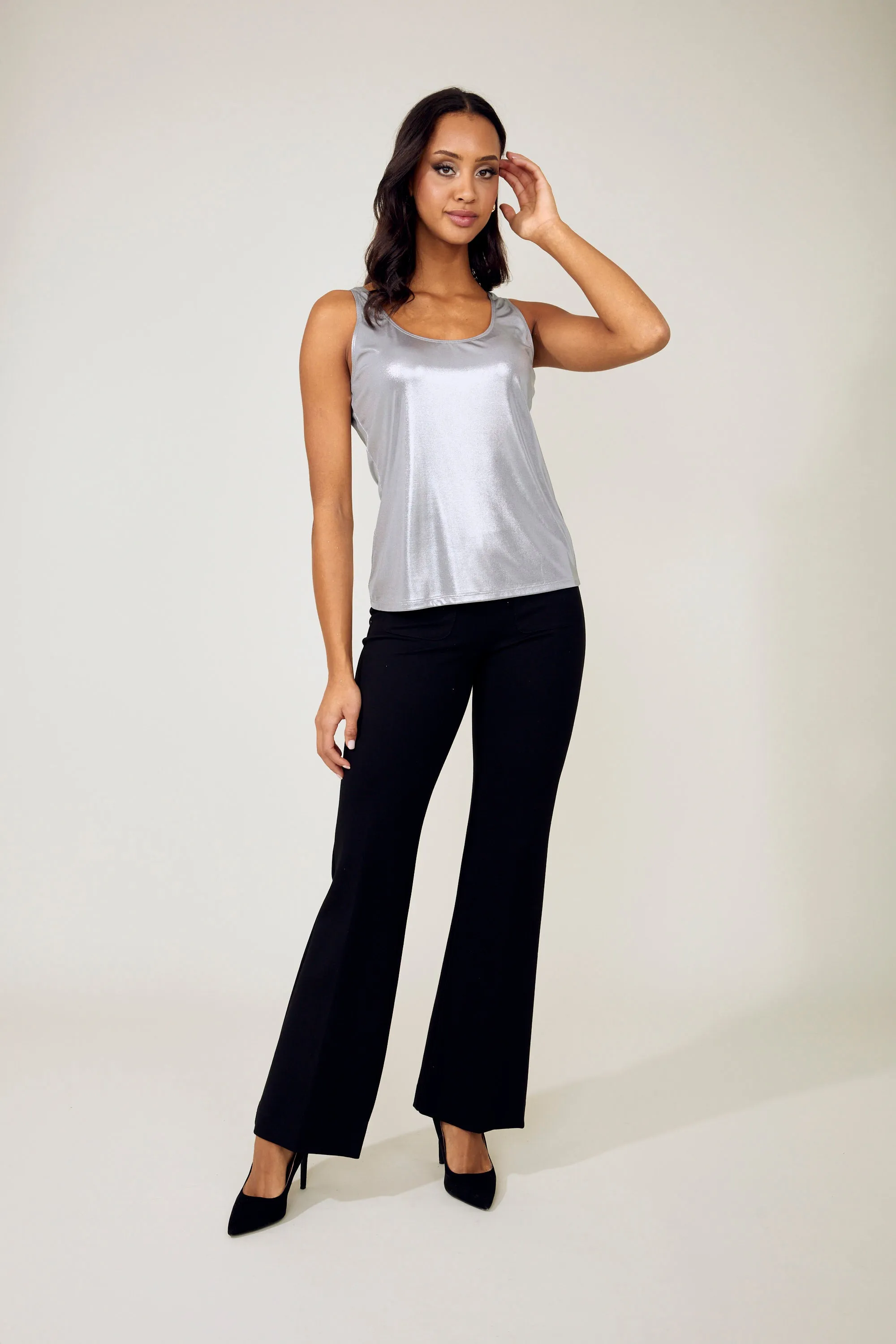 FRANK LYMAN- WOMEN'S SLEEK SLEEVELESS PULLOVER TOP