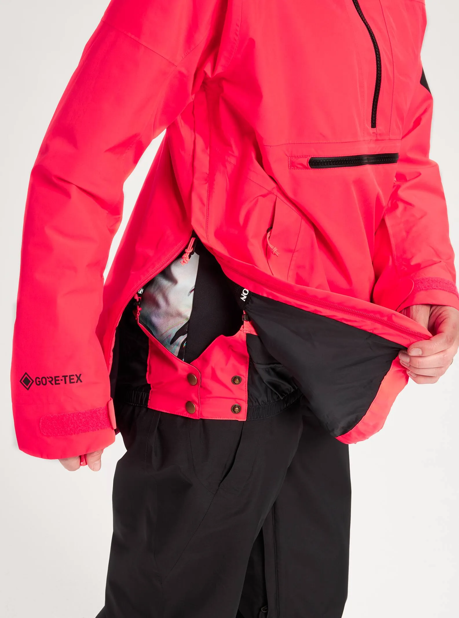 GORE-TEX Pillowline Anorak Snowboard Jacket 2022