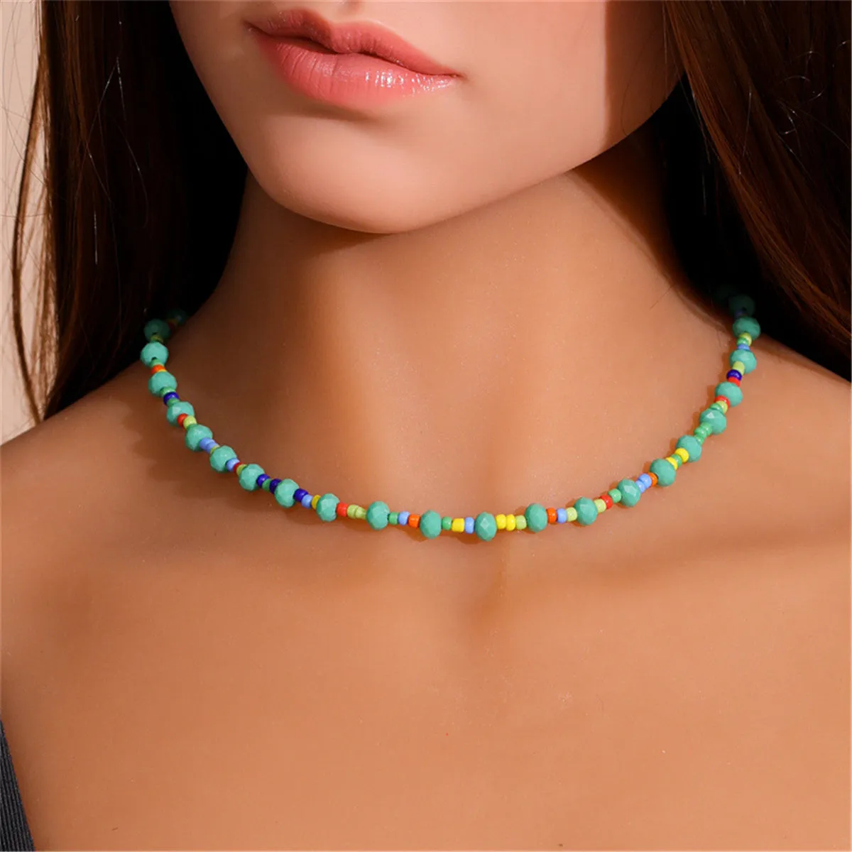 Green Acrylic & Howlite Oval Station Necklace