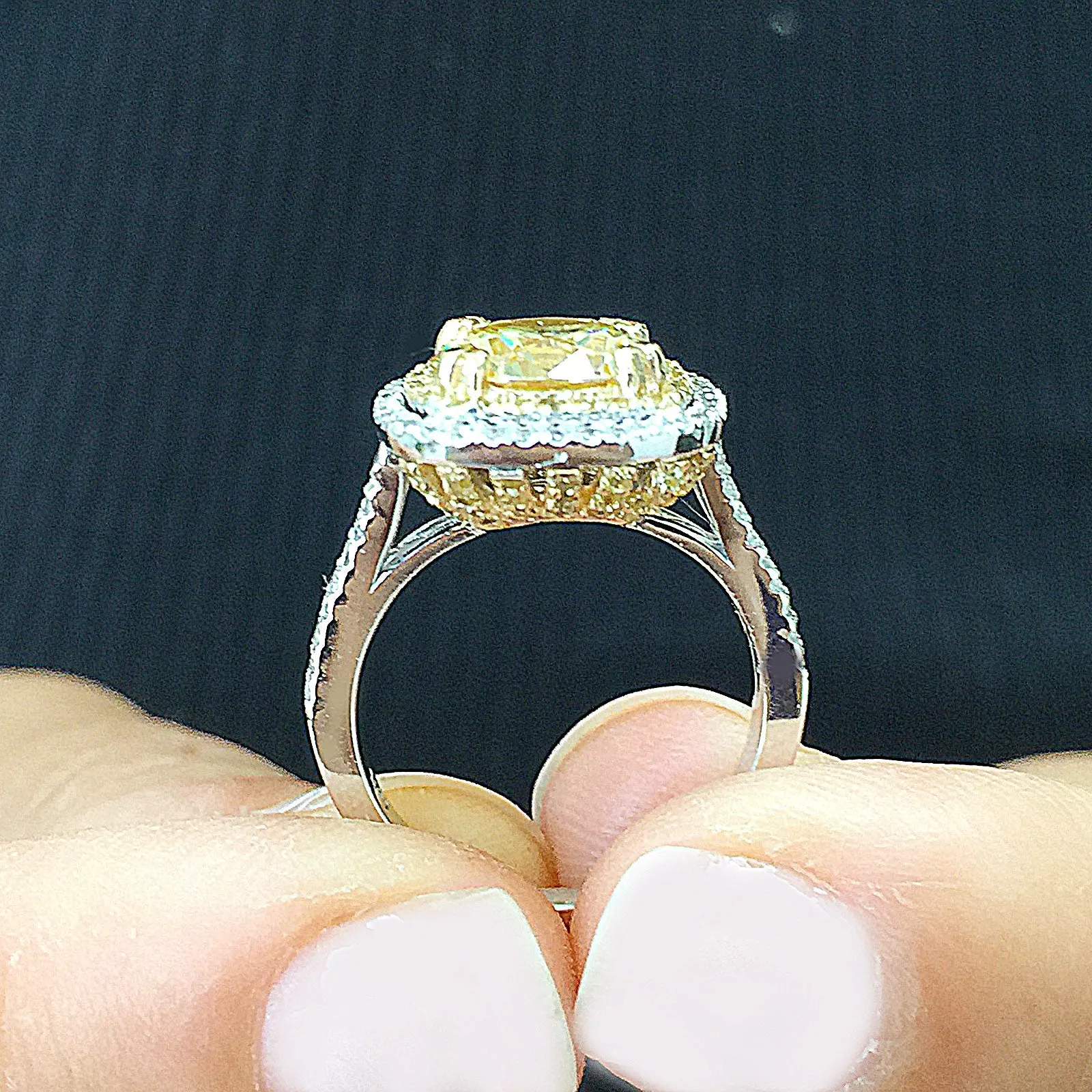 Huge Women's 14k solid white and yellow gold round cut yellow citrine and natural diamond engagement ring Bridal Wedding Halo 4.00ctw