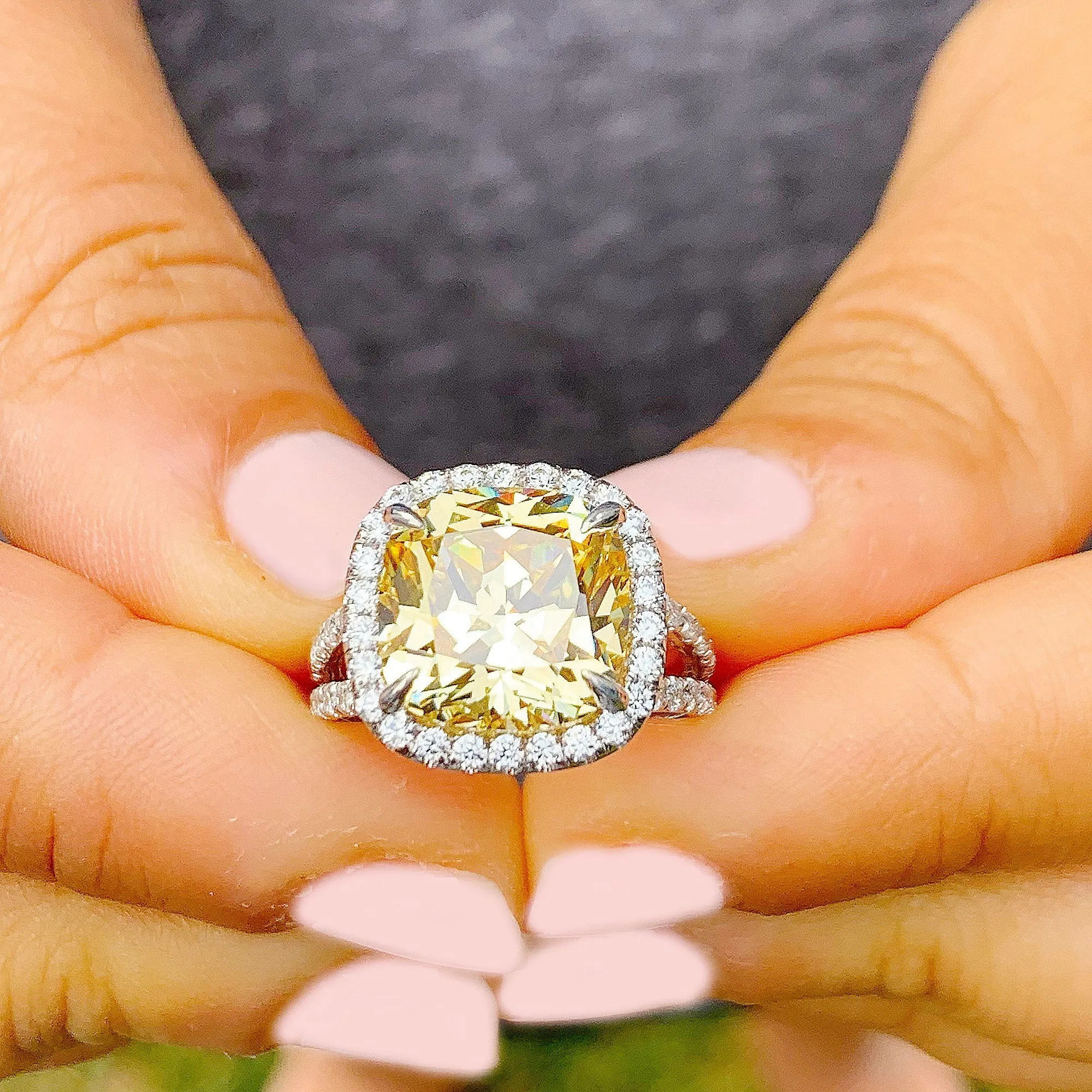 Huge Women's 14k solid white gold Fancy Yellow Cushion simulated and round cut natural diamond engagement ring Halo 4.70ct