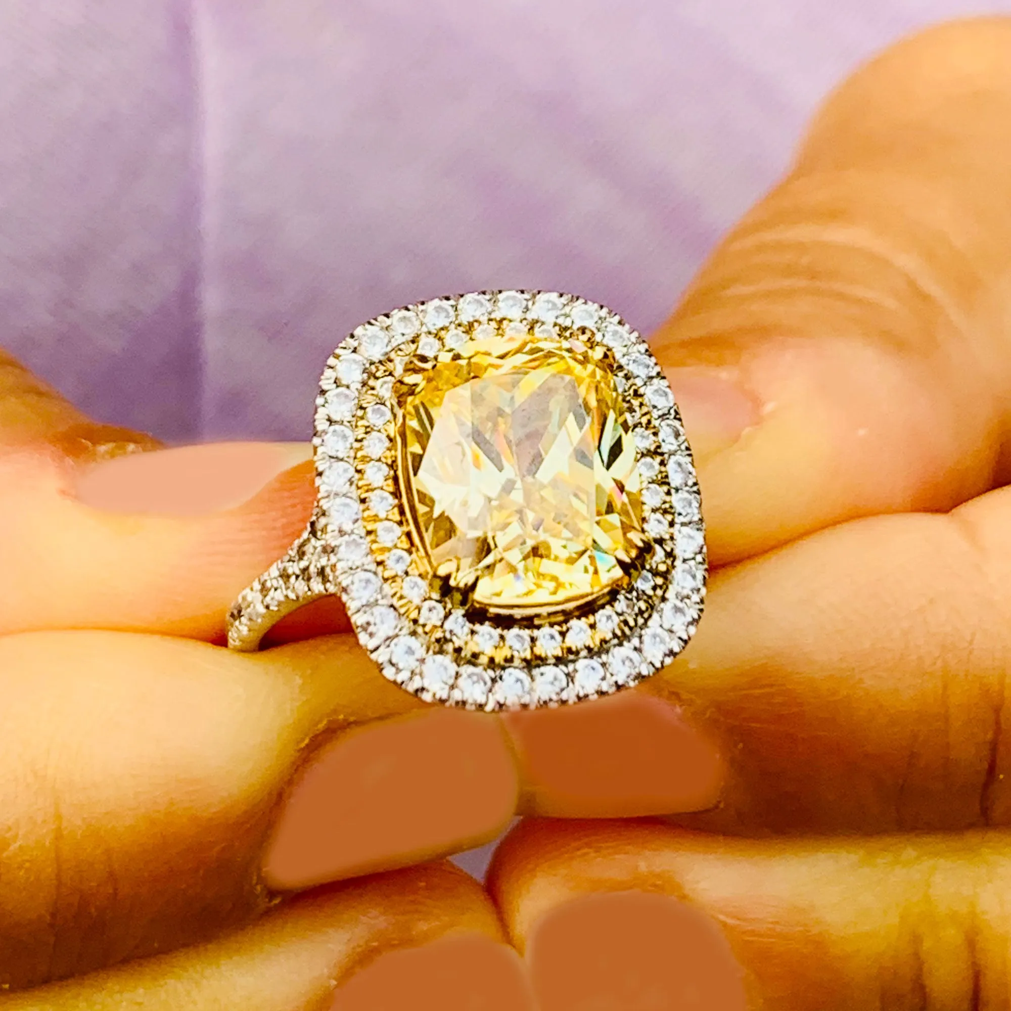 Huge Women's 14k solid white gold Fancy Yellow Cushion simulated and round cut natural diamond engagement ring Halo 5.70ct