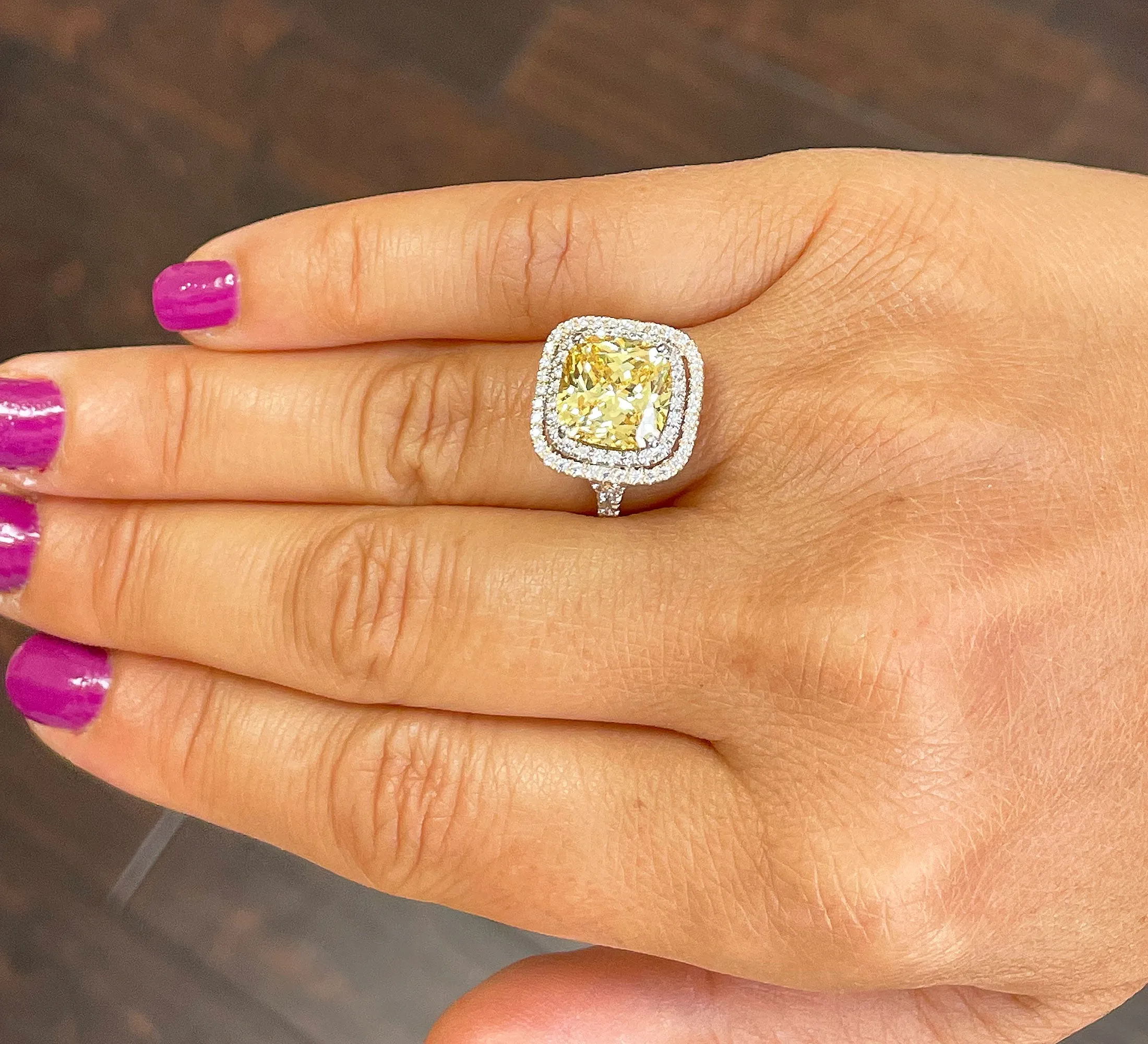 Huge Women's 14k solid white gold round cut simulated fancy yellow and natural diamond engagement ring Bridal Wedding Halo 5.00ct