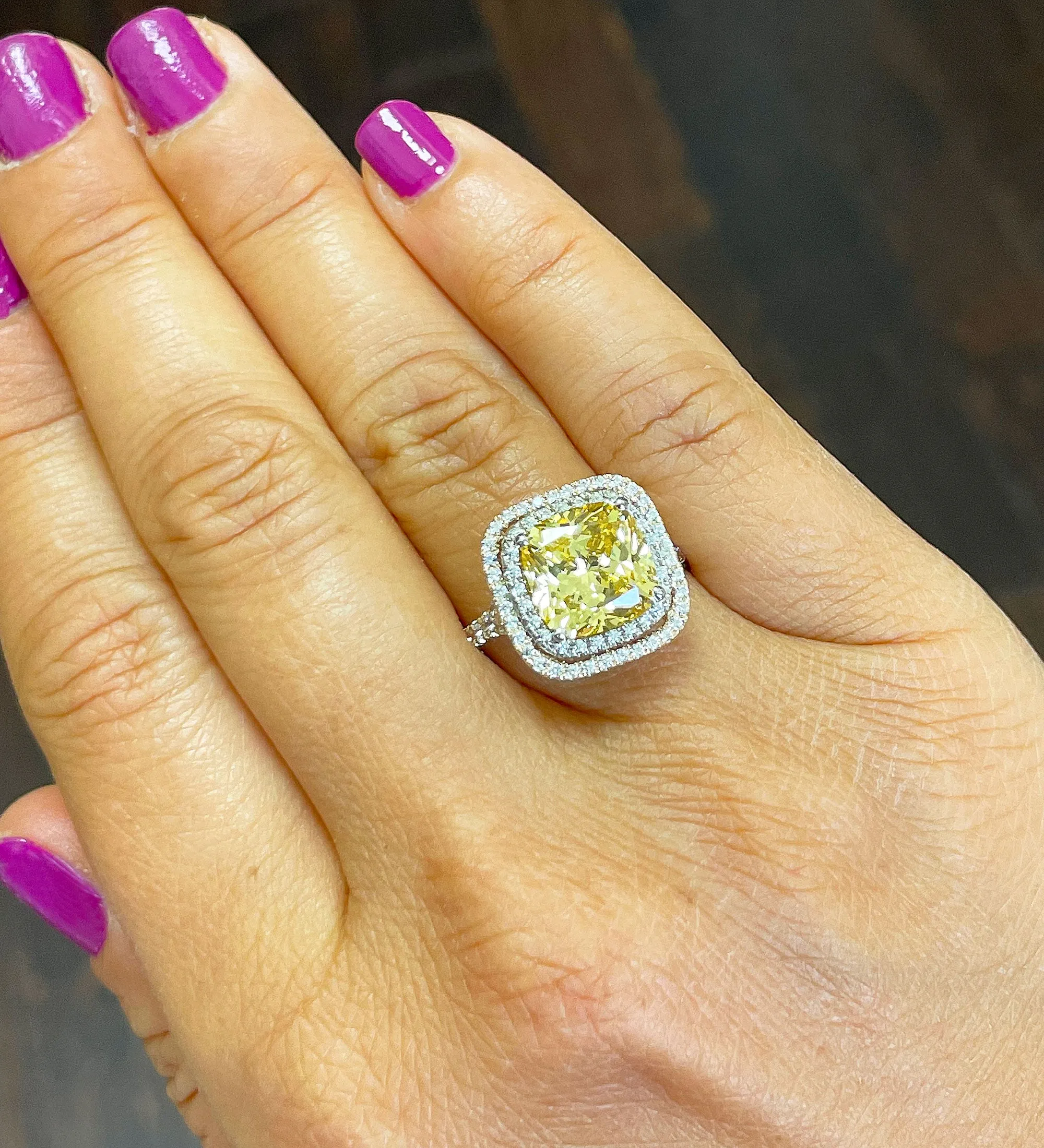 Huge Women's 14k solid white gold round cut simulated fancy yellow and natural diamond engagement ring Bridal Wedding Halo 5.00ct