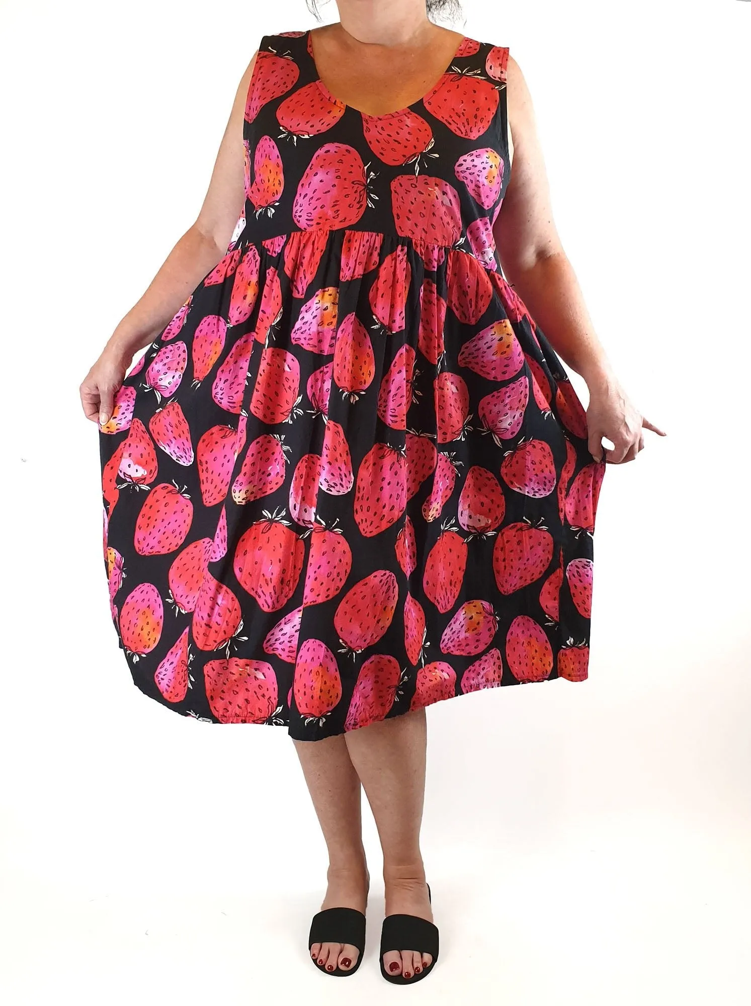 Karla Cola strawberry print dress size XXL