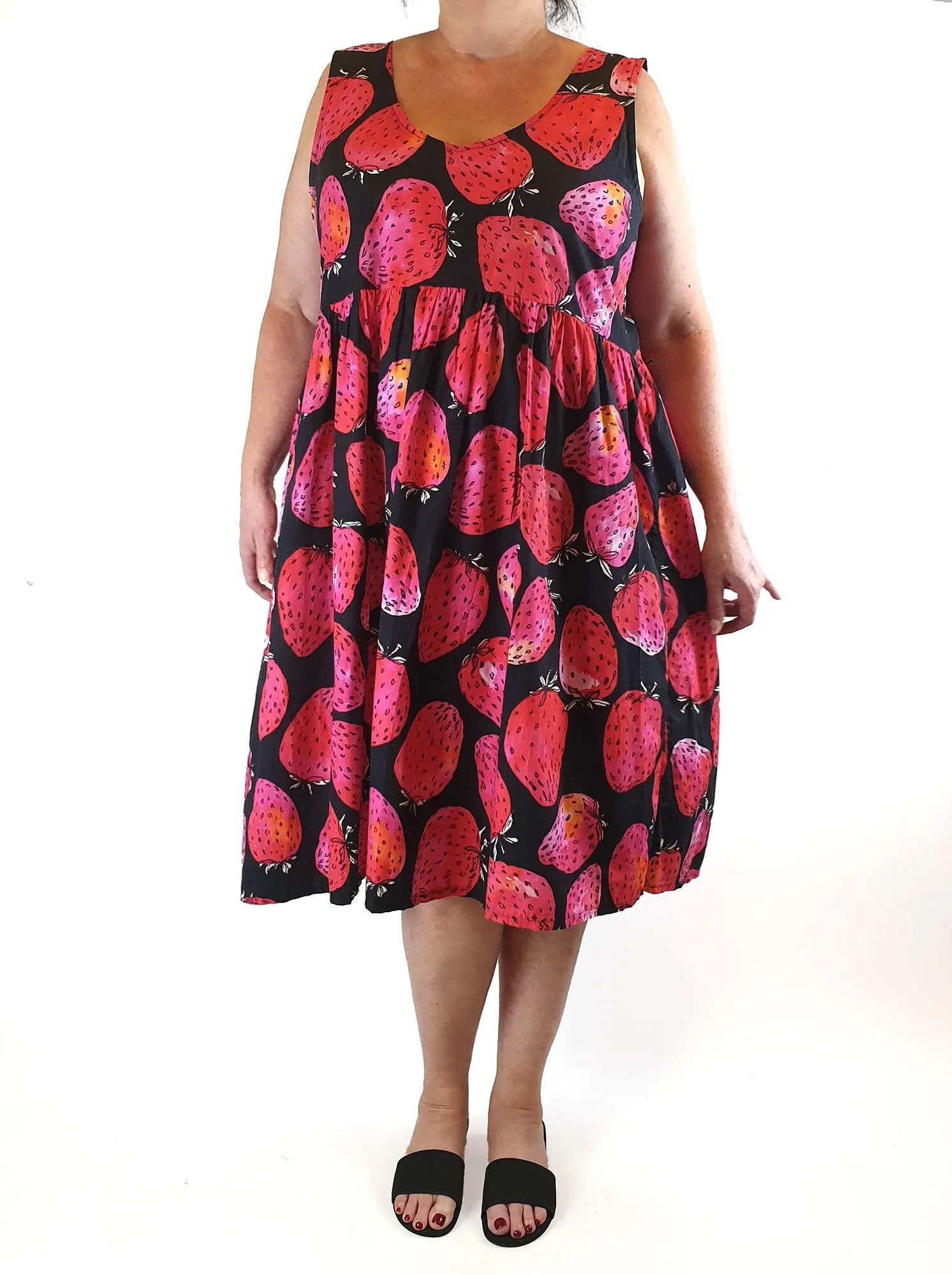 Karla Cola strawberry print dress size XXL