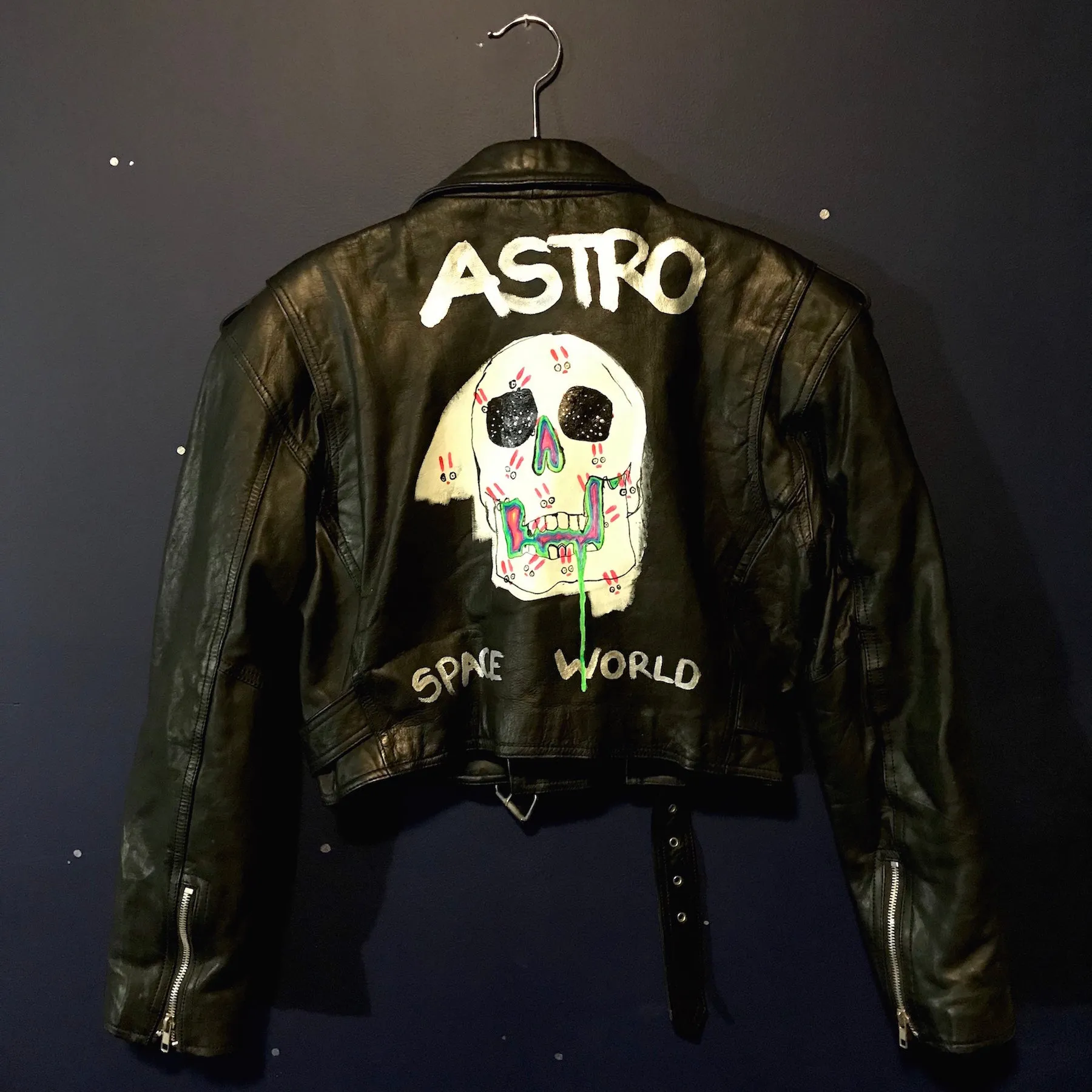 Kellesimone Waits, "Astro Space World Magic Passing"