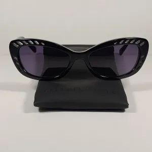 Kendall   Kylie Natalie Cat Eye Sunglasses Shiny Black Frame Gray Mono Lens KK5024 001