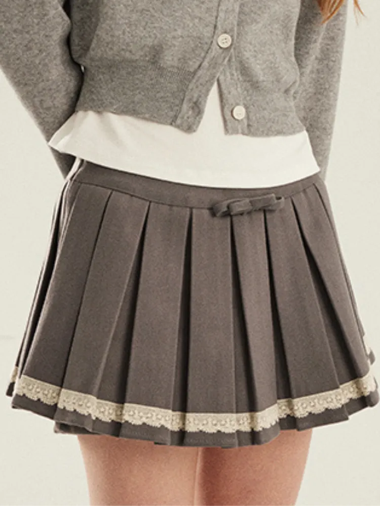 Lace Trim Pleated Mini Skirt