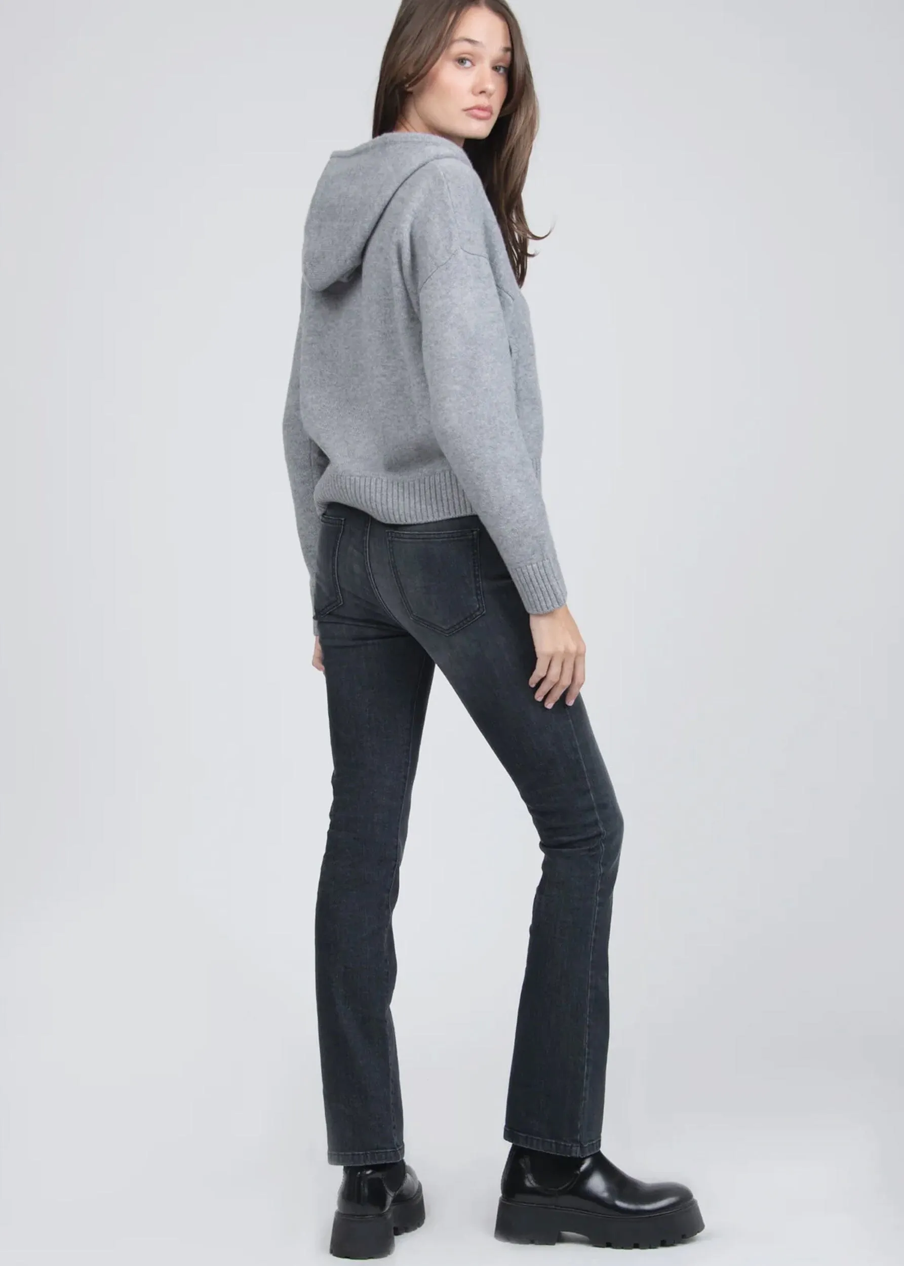 LARA OVERSIZED ZIP HOODIE