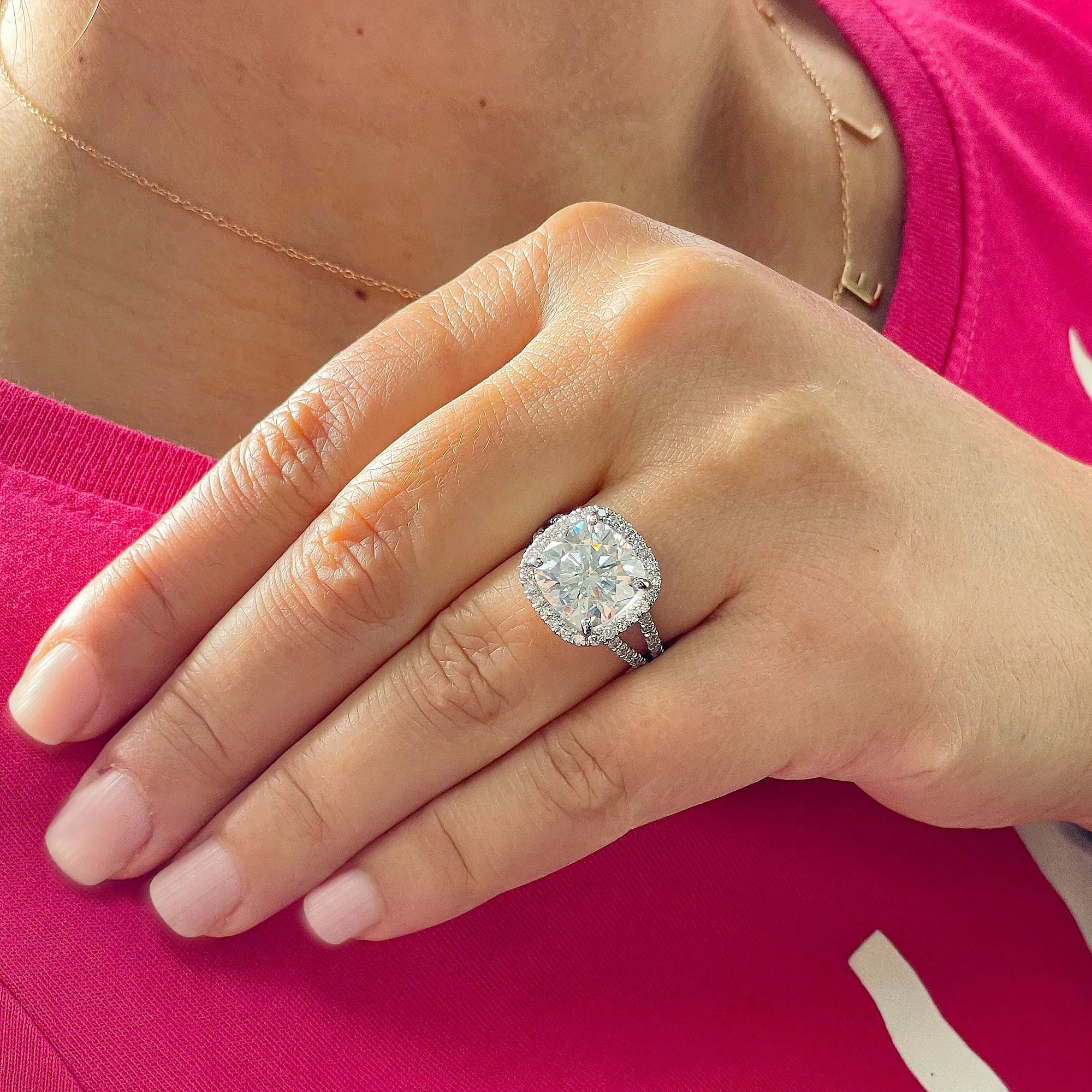 Large 5.70Ctw Women's 14k Solid White Gold Cushion Cut Forever One Moissanite And Natural Diamond Engagement Ring Bridal Wedding Halo