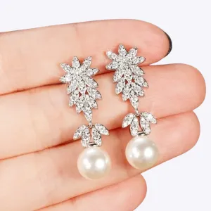 Laurie - Super Shiny Pearl Woman's Wedding Dress Earrings