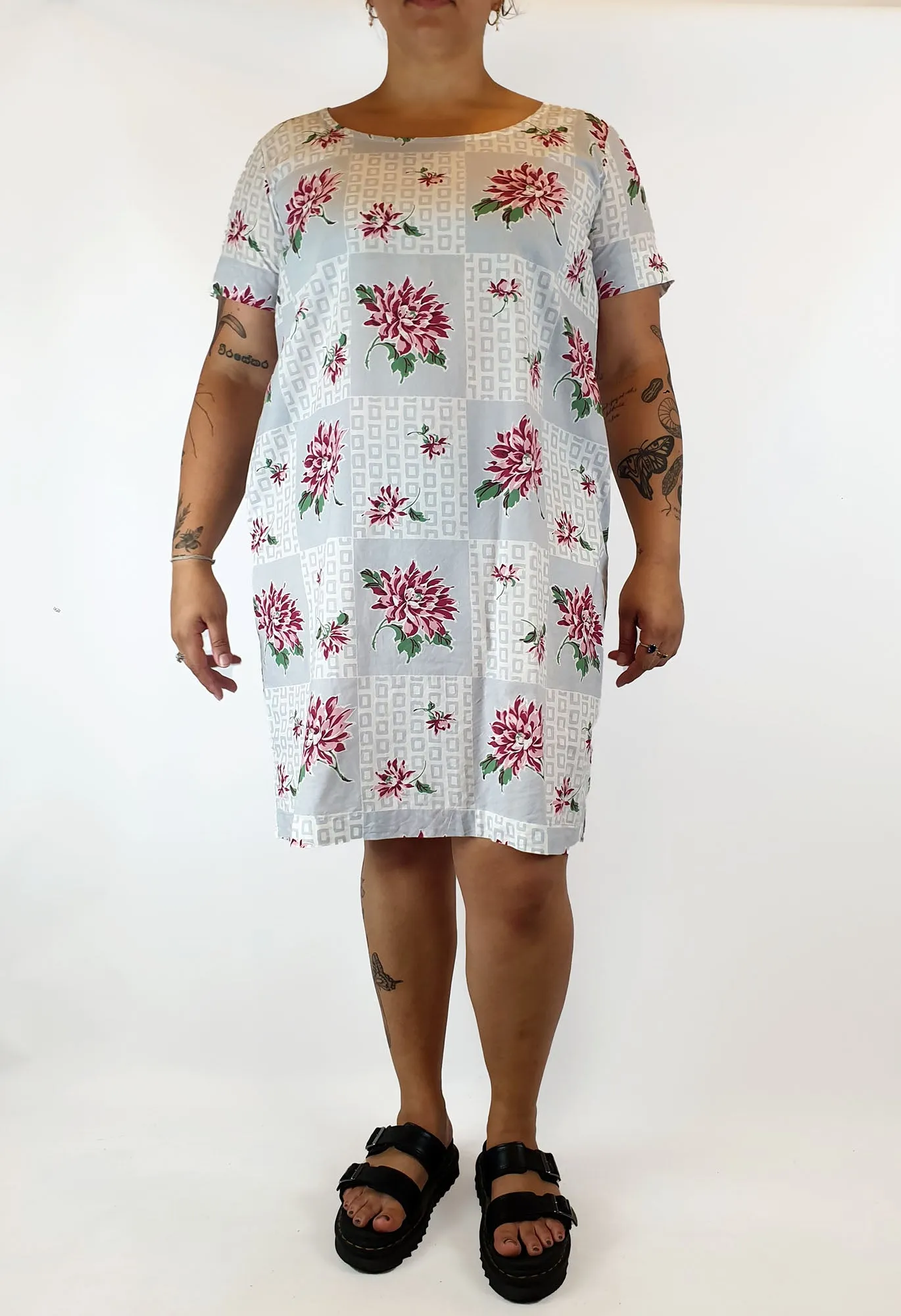 Lazybones grey cotton dress with floral print size XL