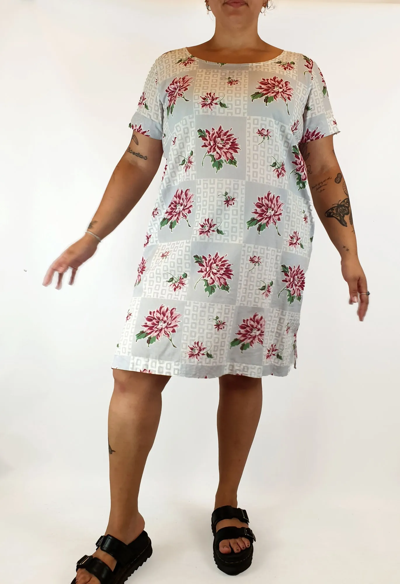 Lazybones grey cotton dress with floral print size XL
