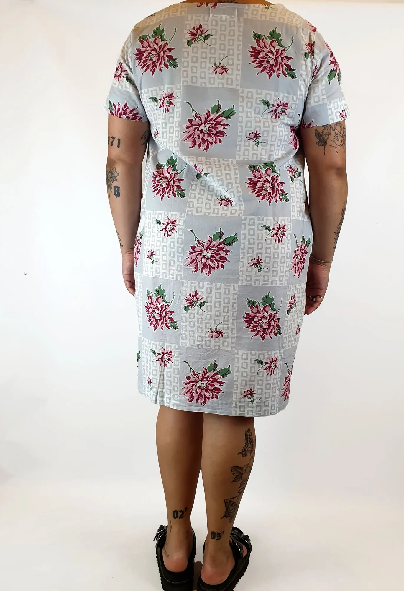 Lazybones grey cotton dress with floral print size XL