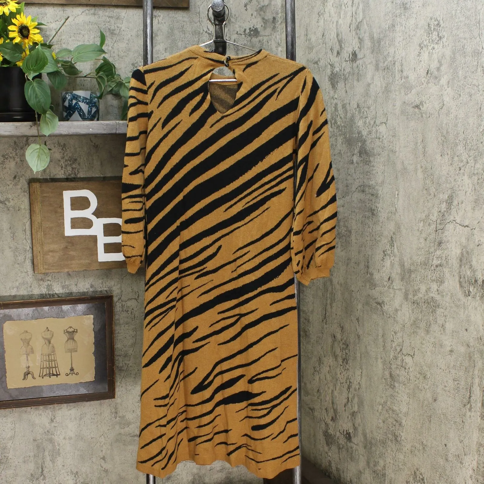 New Who What Wear Women's Animal Print 3/4 Sleeve Sweater Shift Dress