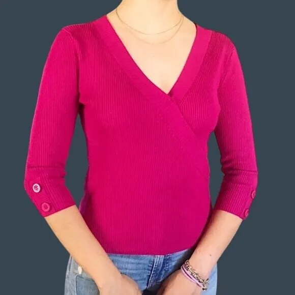NEW YORK &amp; CO.- WOMEN PULLOVER V-NECK BELTED KNIT SWEATER TOP-MAGENTA SIZE SMALL