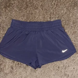 NWOT Nike Women's lavender purple Shorts
