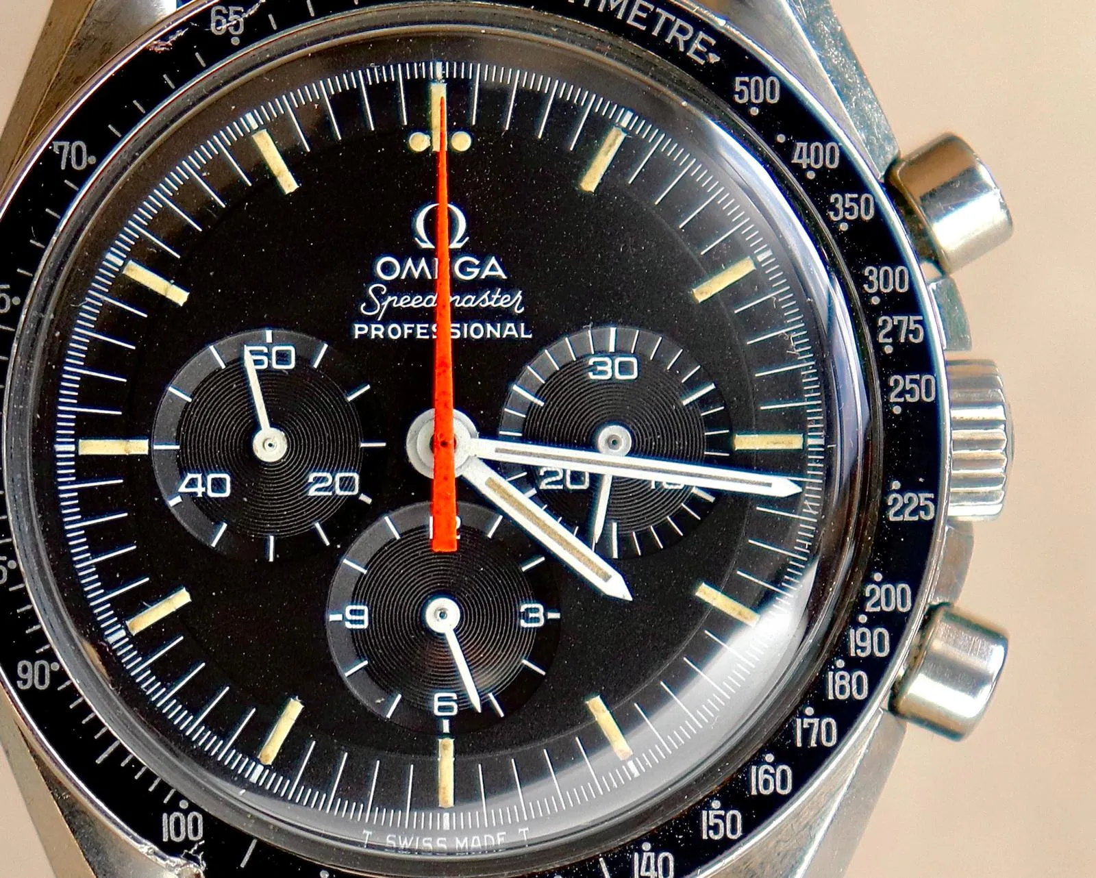 Omega Speedmaster Professional Moonwatch 1969 145022-69st