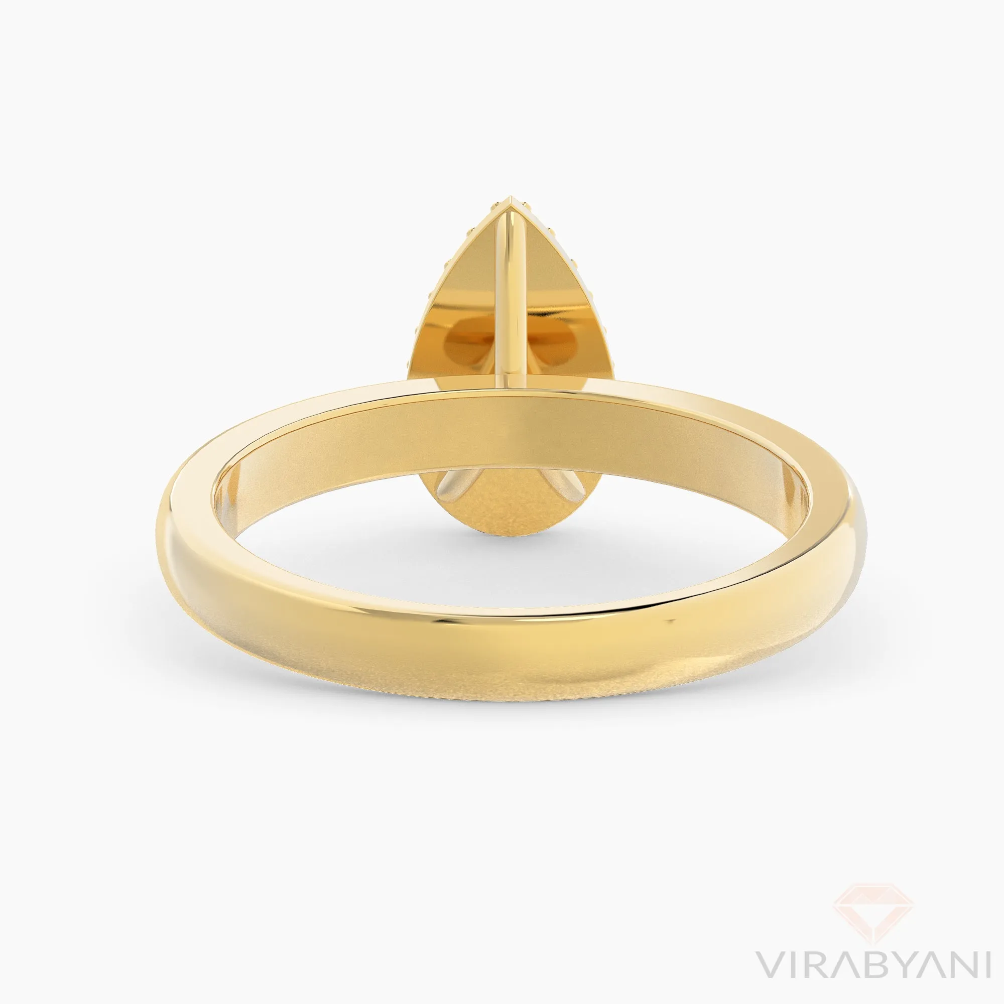 Pear Shaped AMoré Pavé Ring With 0.35 ct. Diamonds