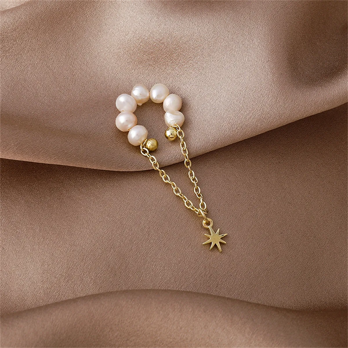 Pearl & 18K Gold-Plated Star Charm Chain Ear Cuff
