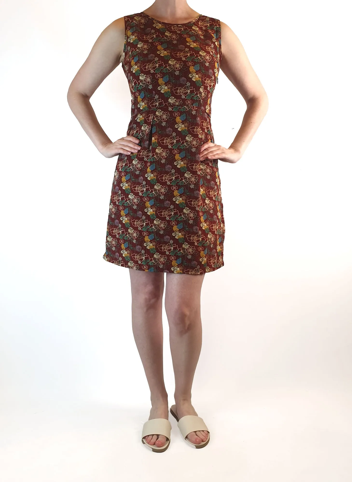 Princess Highway red unique print sleeveless dress size 6