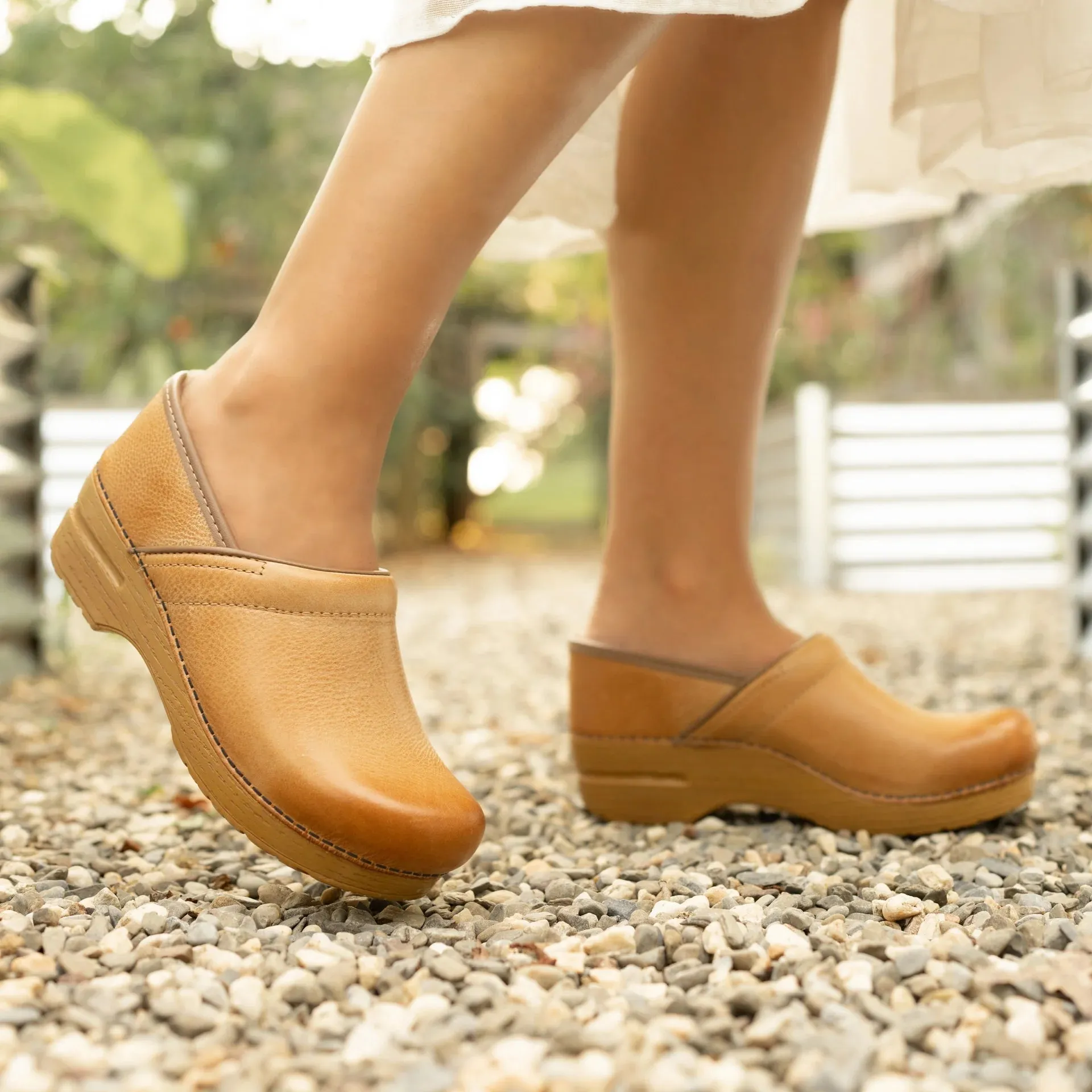 Professional (Honey Distressed)