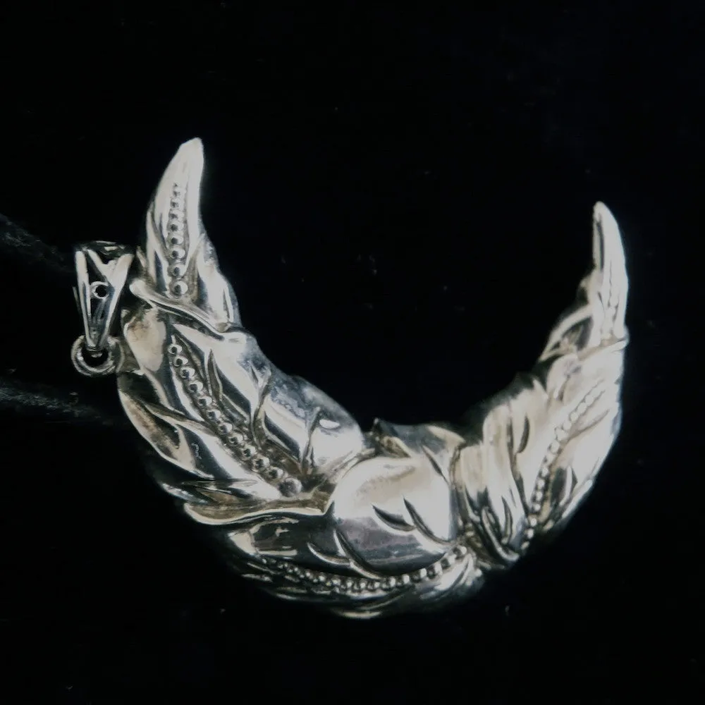 "She Hung the Moon"Charm