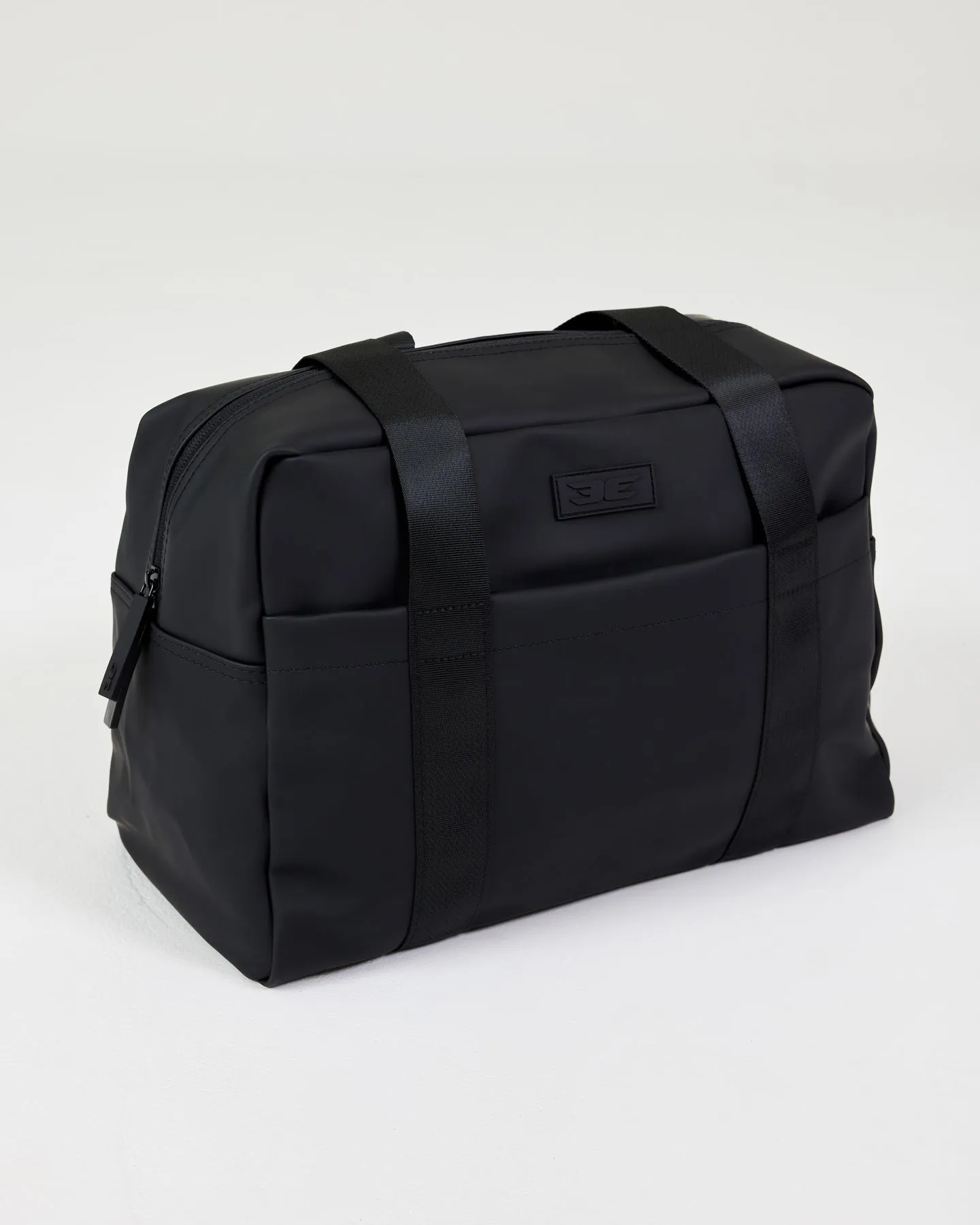 Regular Essentials Bag - Black