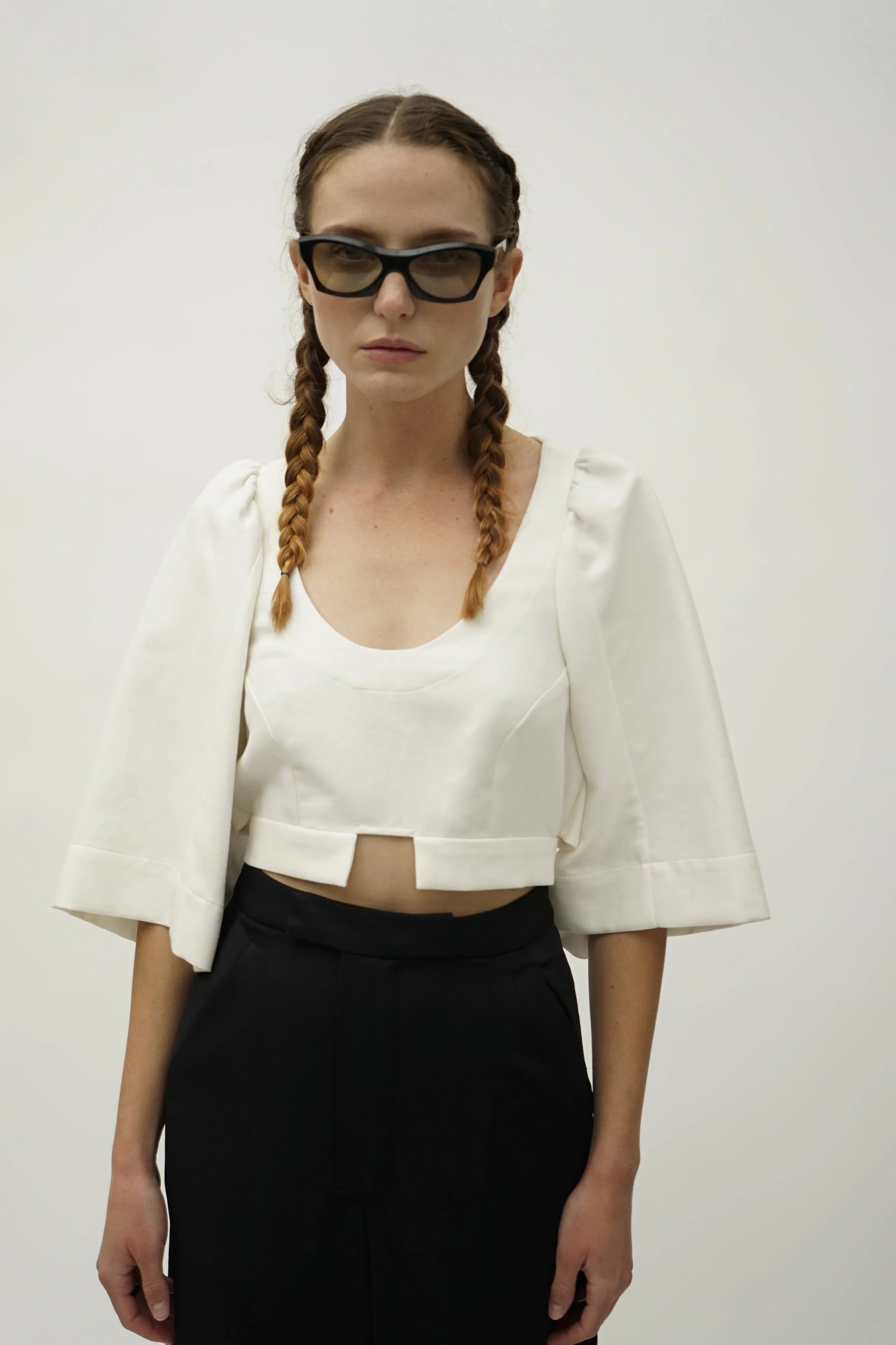 Rowana v.2 Cropped Cream Dramatic Top