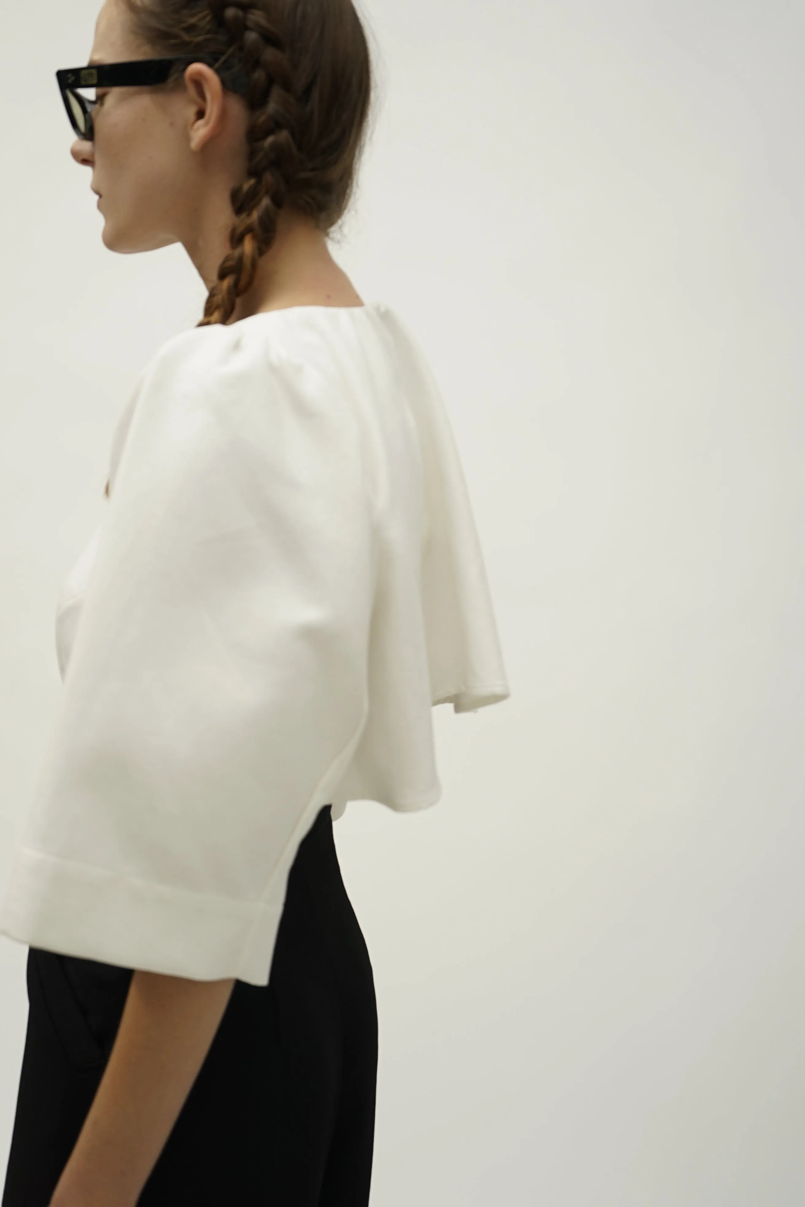 Rowana v.2 Cropped Cream Dramatic Top