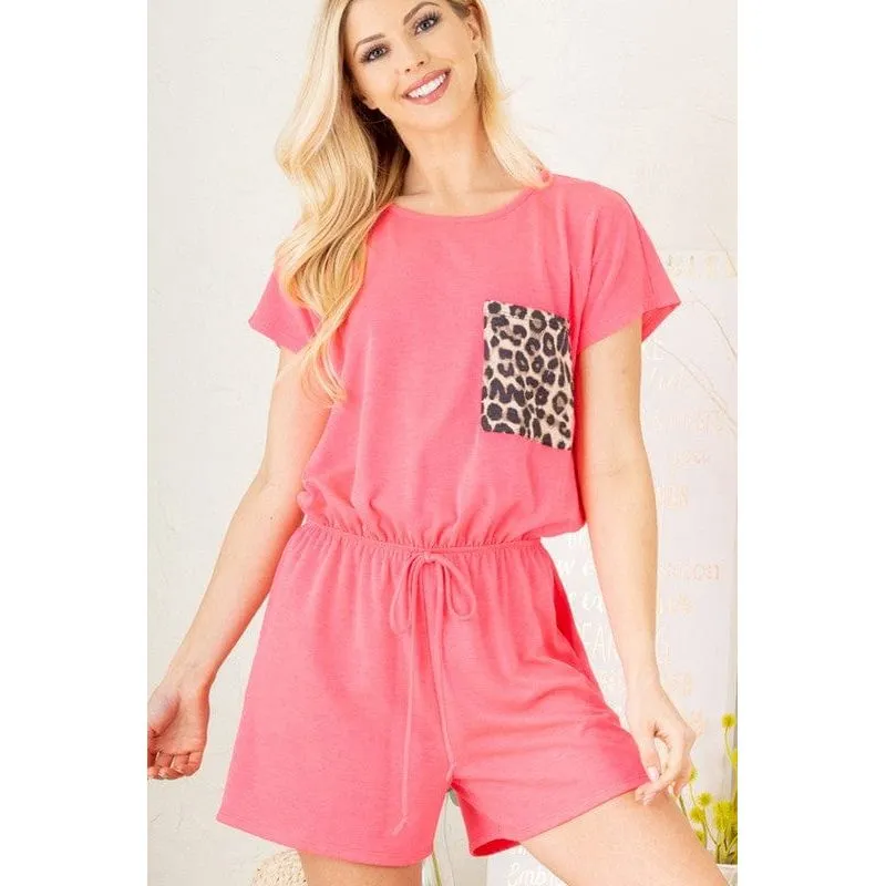 Solid romper with animal pocket